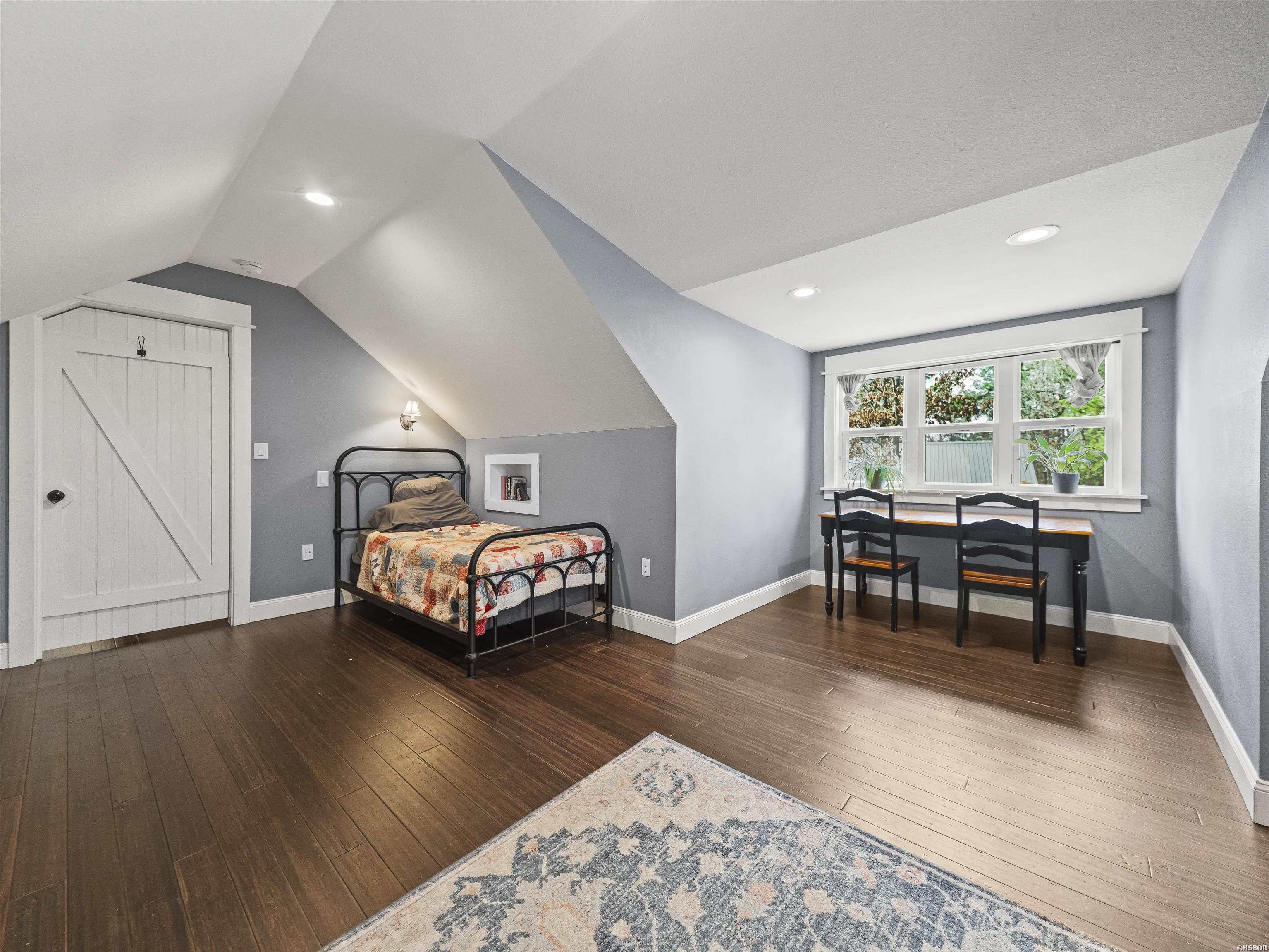 95 THUNDER MOUNTAIN Road