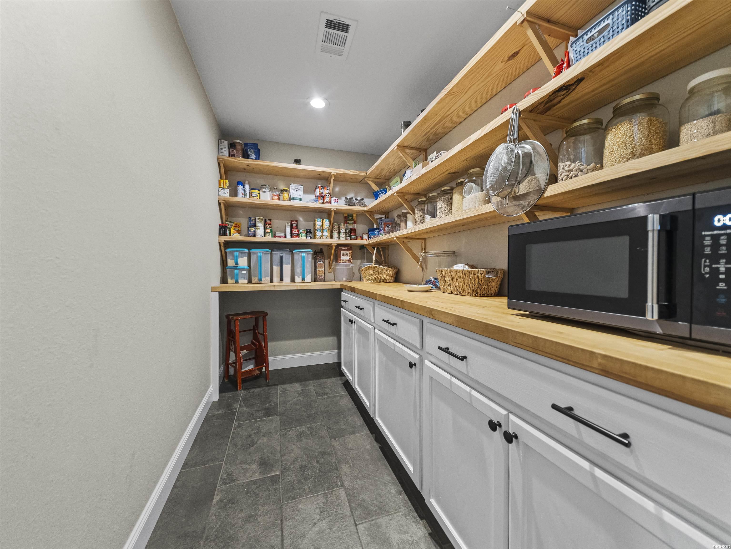 95 THUNDER MOUNTAIN Road