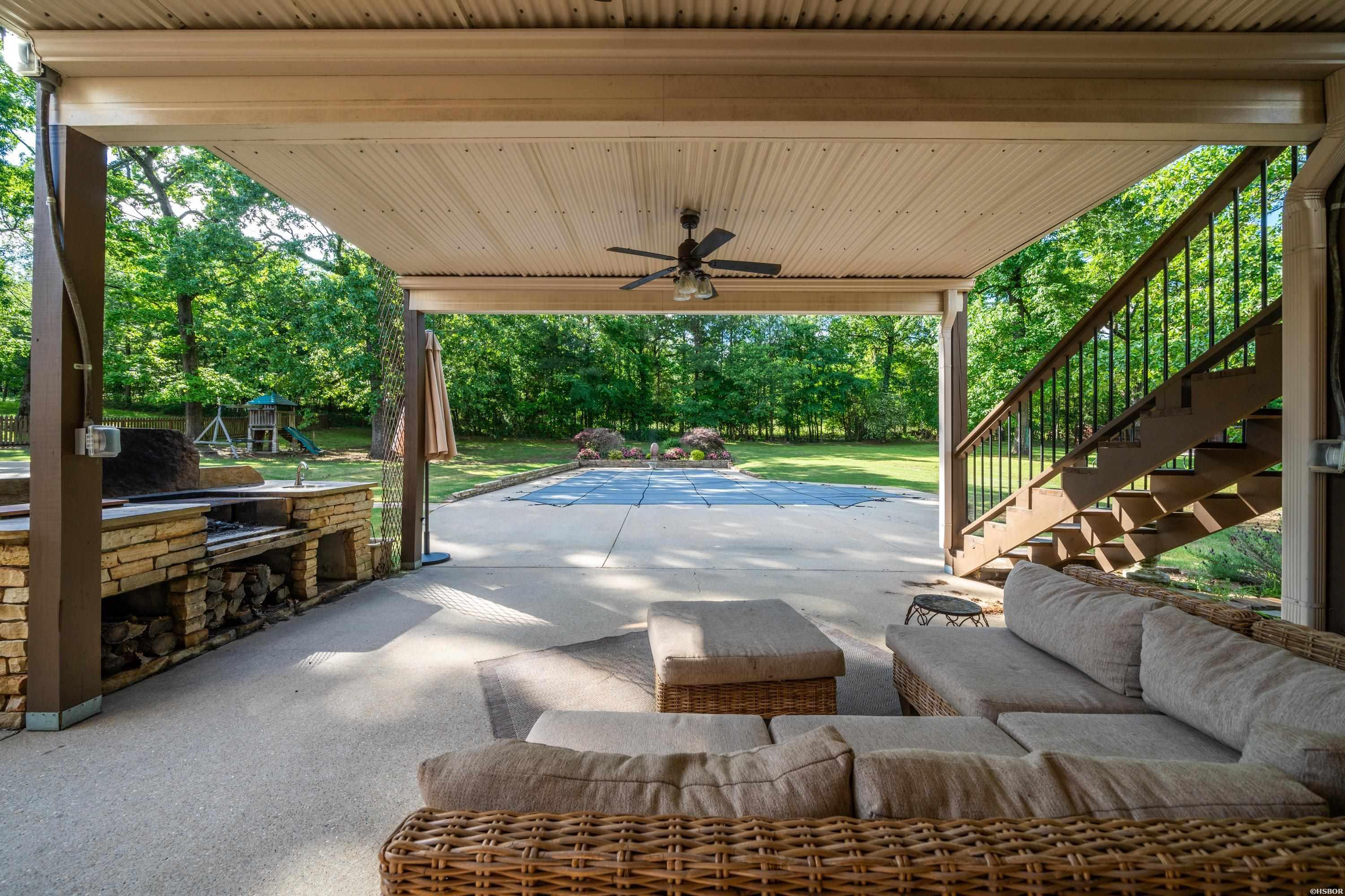 446 QUAIL RIDGE Drive