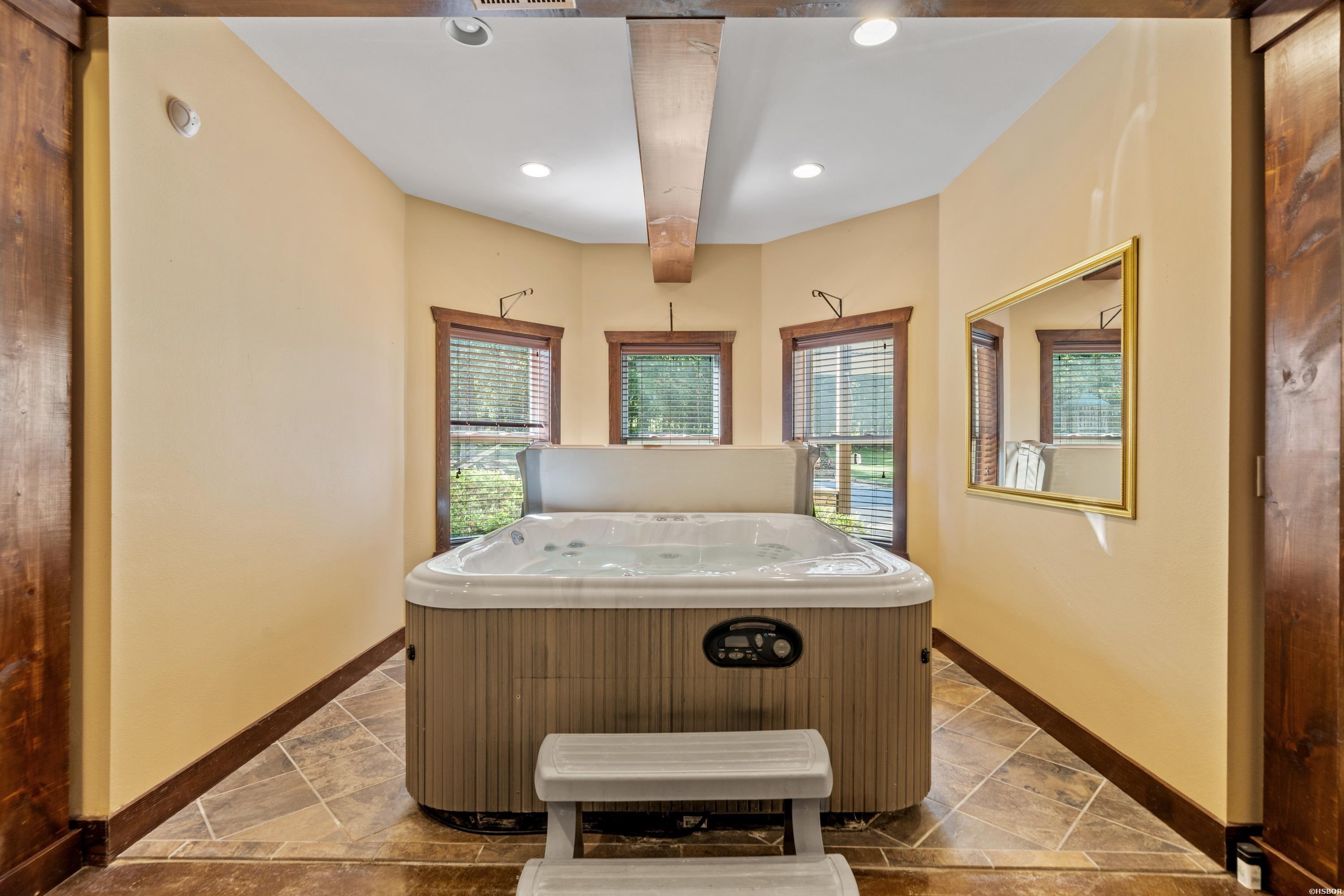 446 QUAIL RIDGE Drive