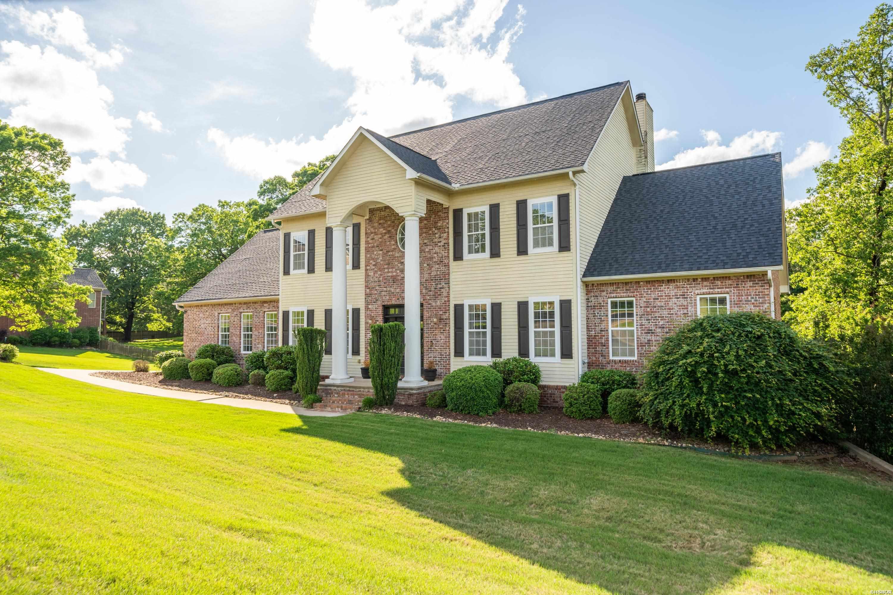 446 QUAIL RIDGE Drive