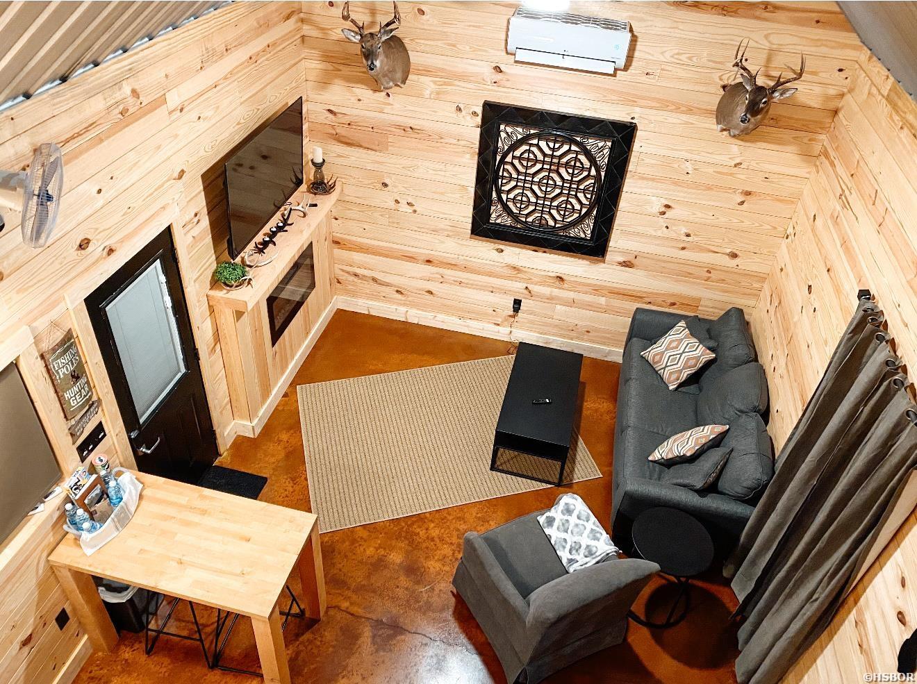 1136 ARLIE MOORE Road