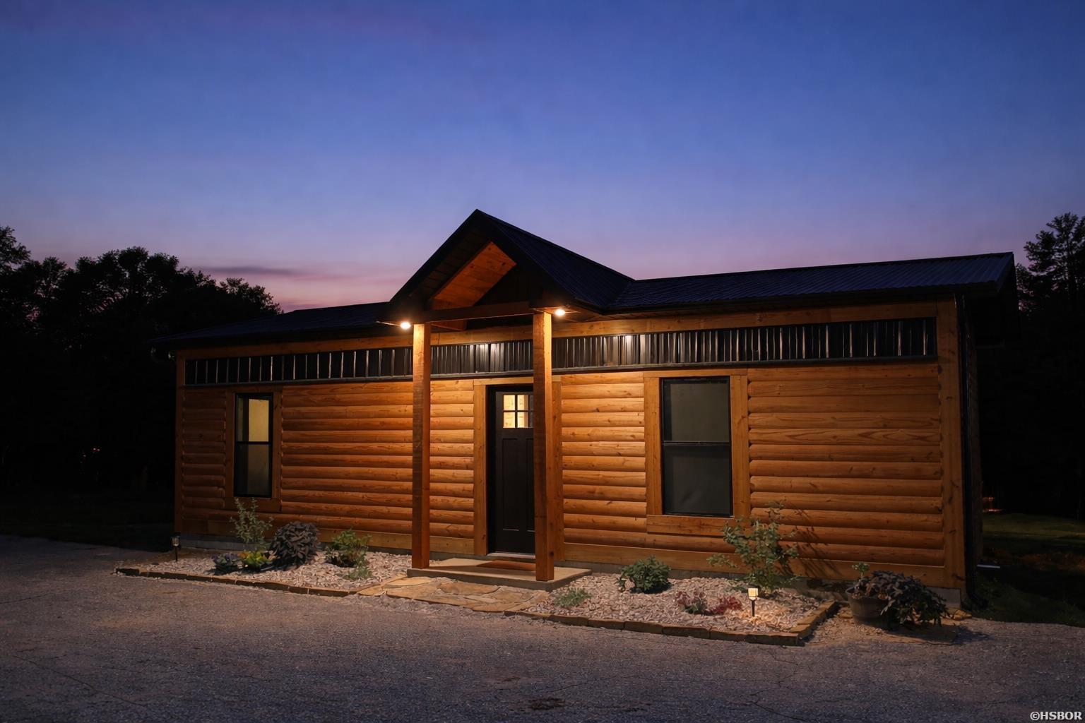 1136 ARLIE MOORE Road