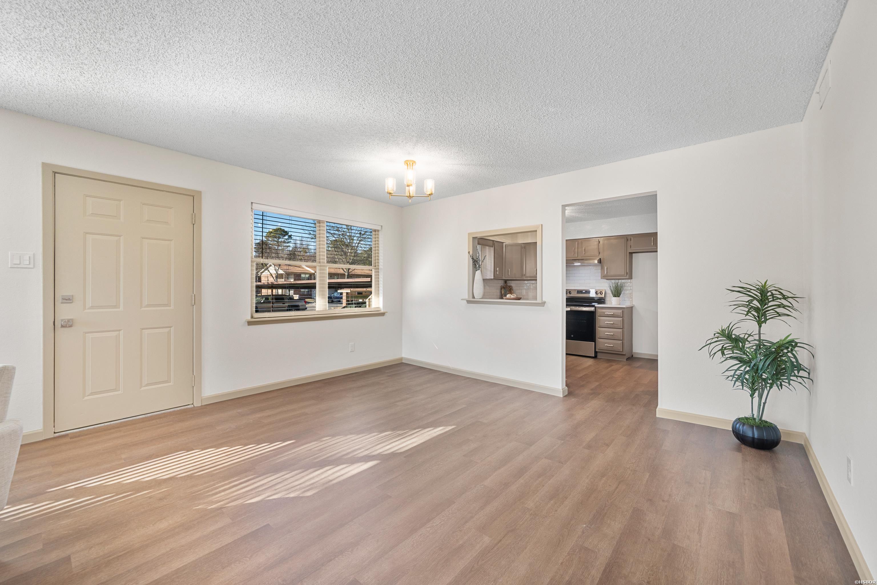 160 COOPER Street Unit: 17B