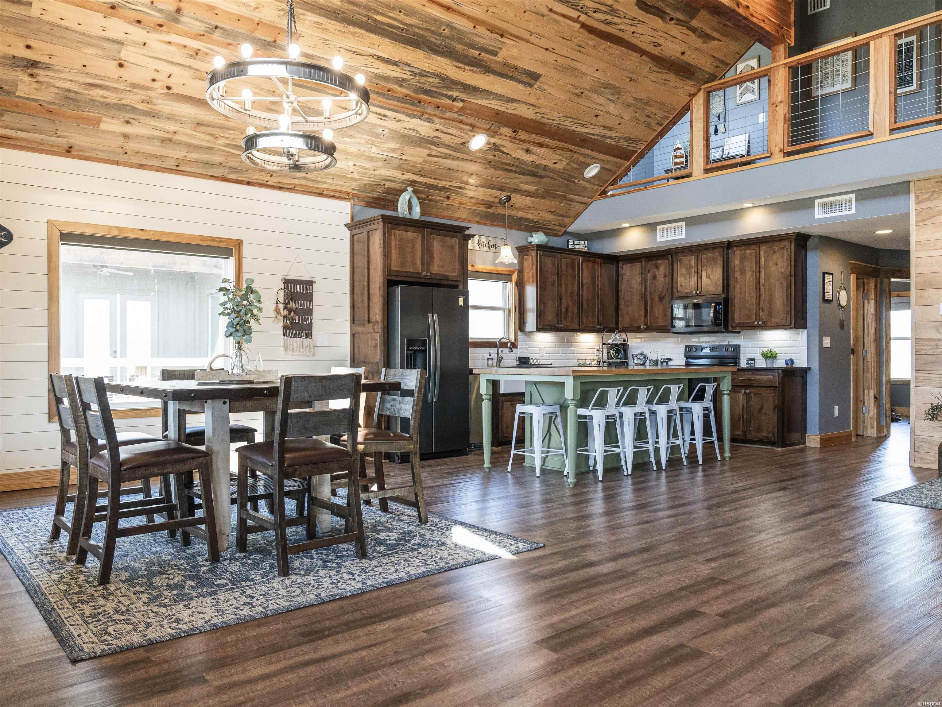 156 SERENITY Loop