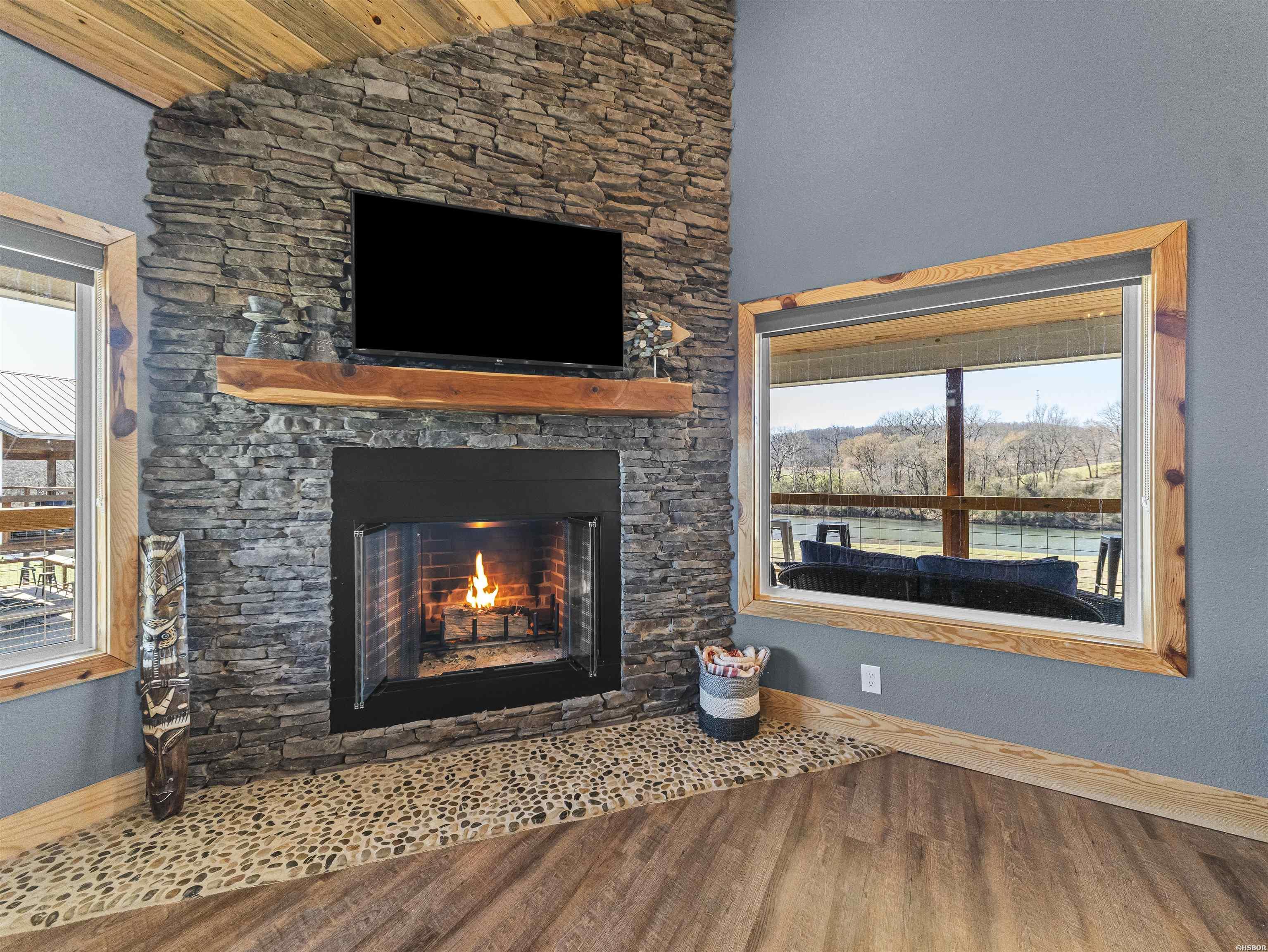 156 SERENITY Loop