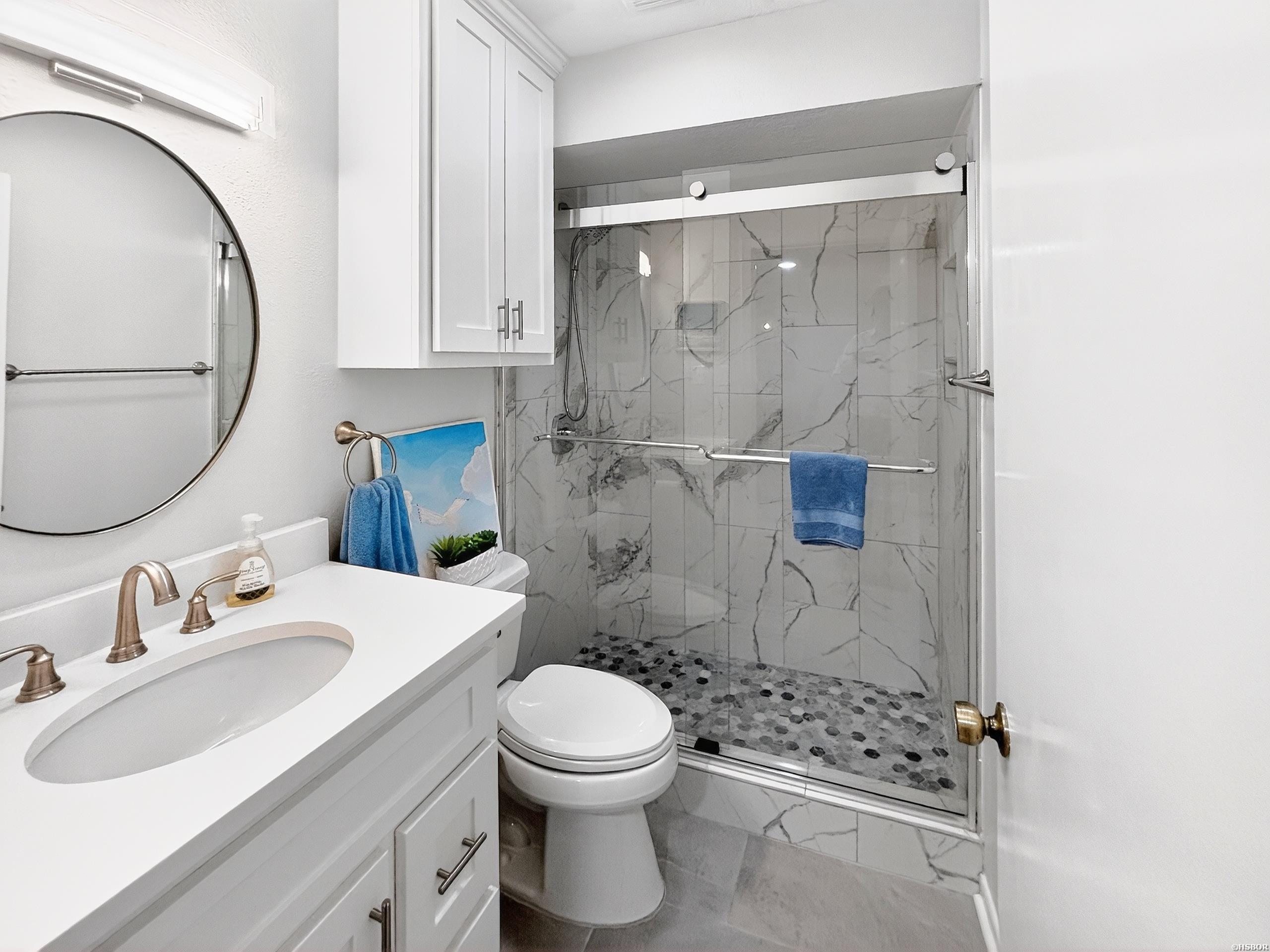 208 DAFFODIL Street Unit: B-1