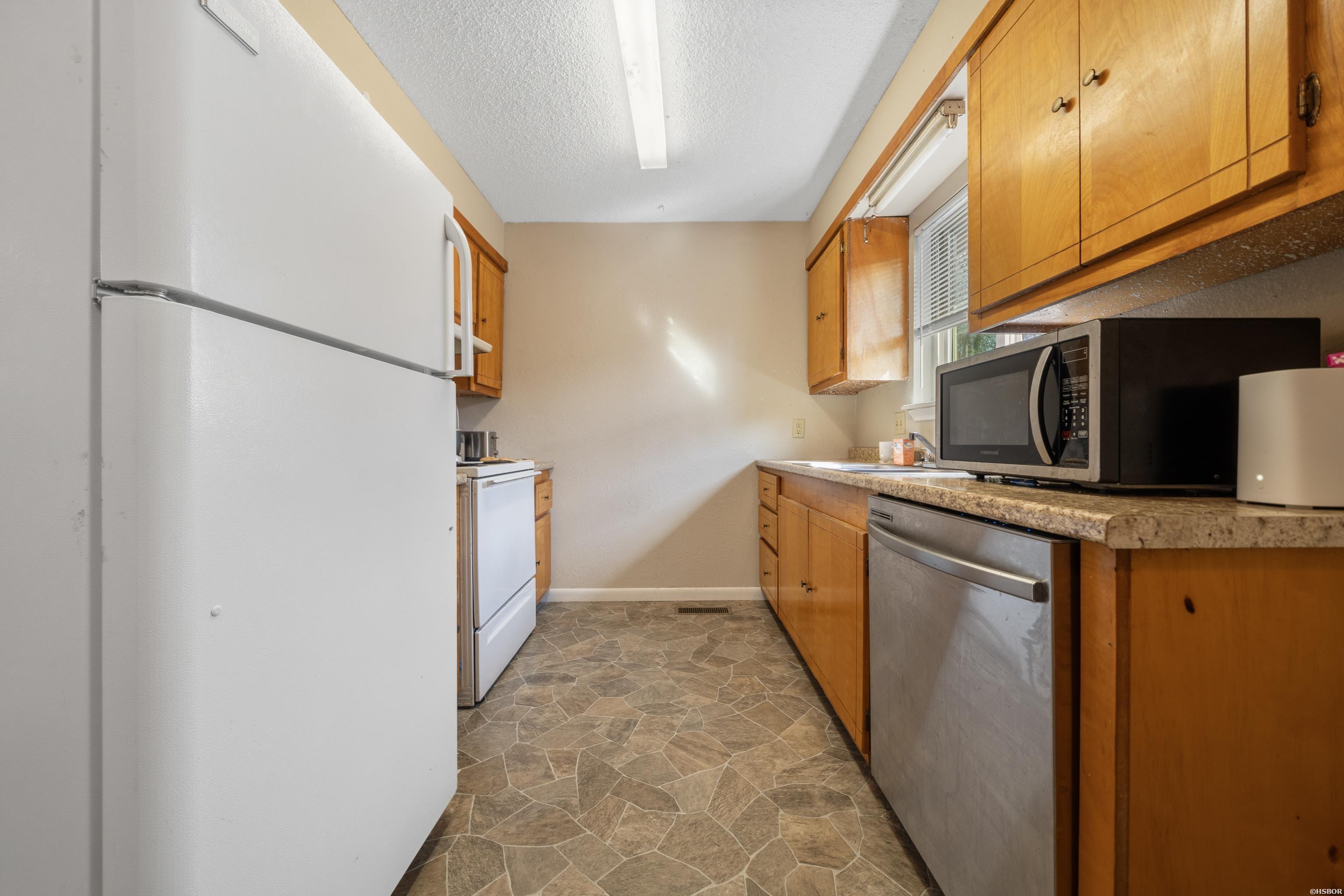 503 & 505 S PATTERSON