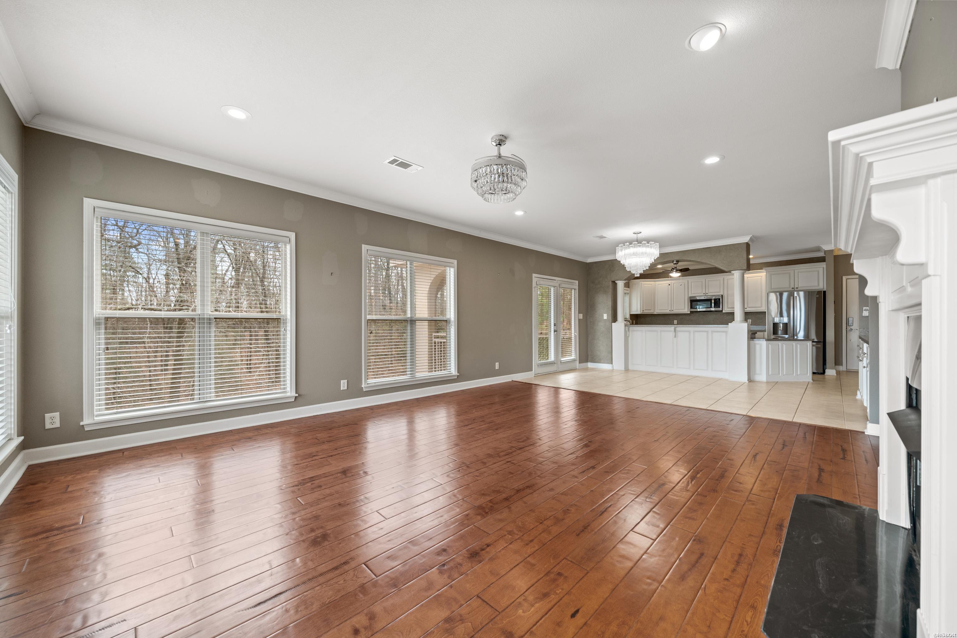 518 AMITY Road Unit: I6