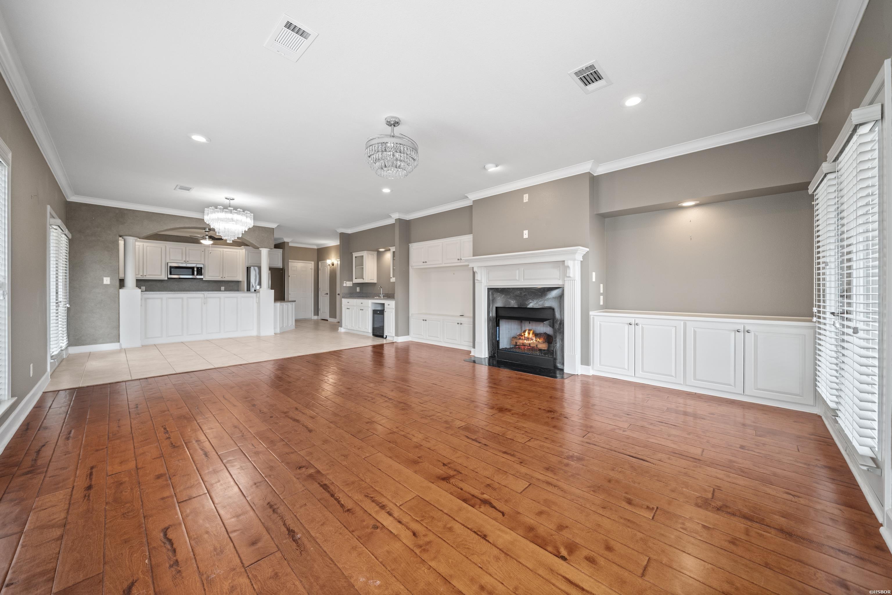 518 AMITY Road Unit: I6