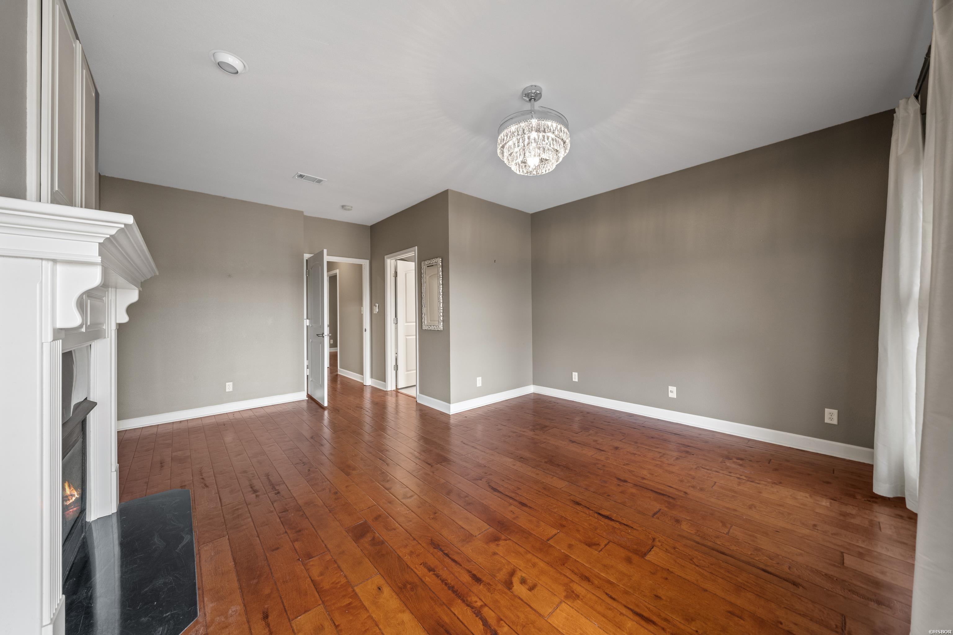 518 AMITY Road Unit: I6