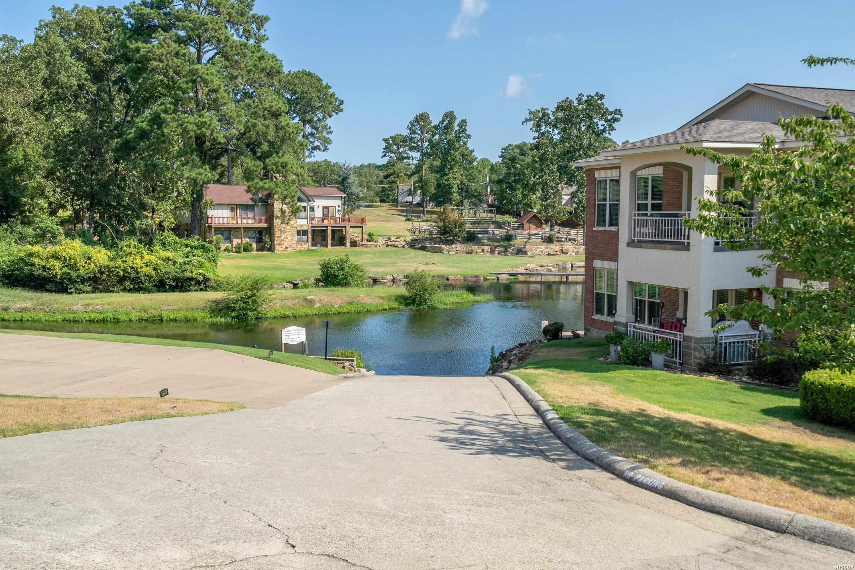 518 AMITY Road Unit: I6