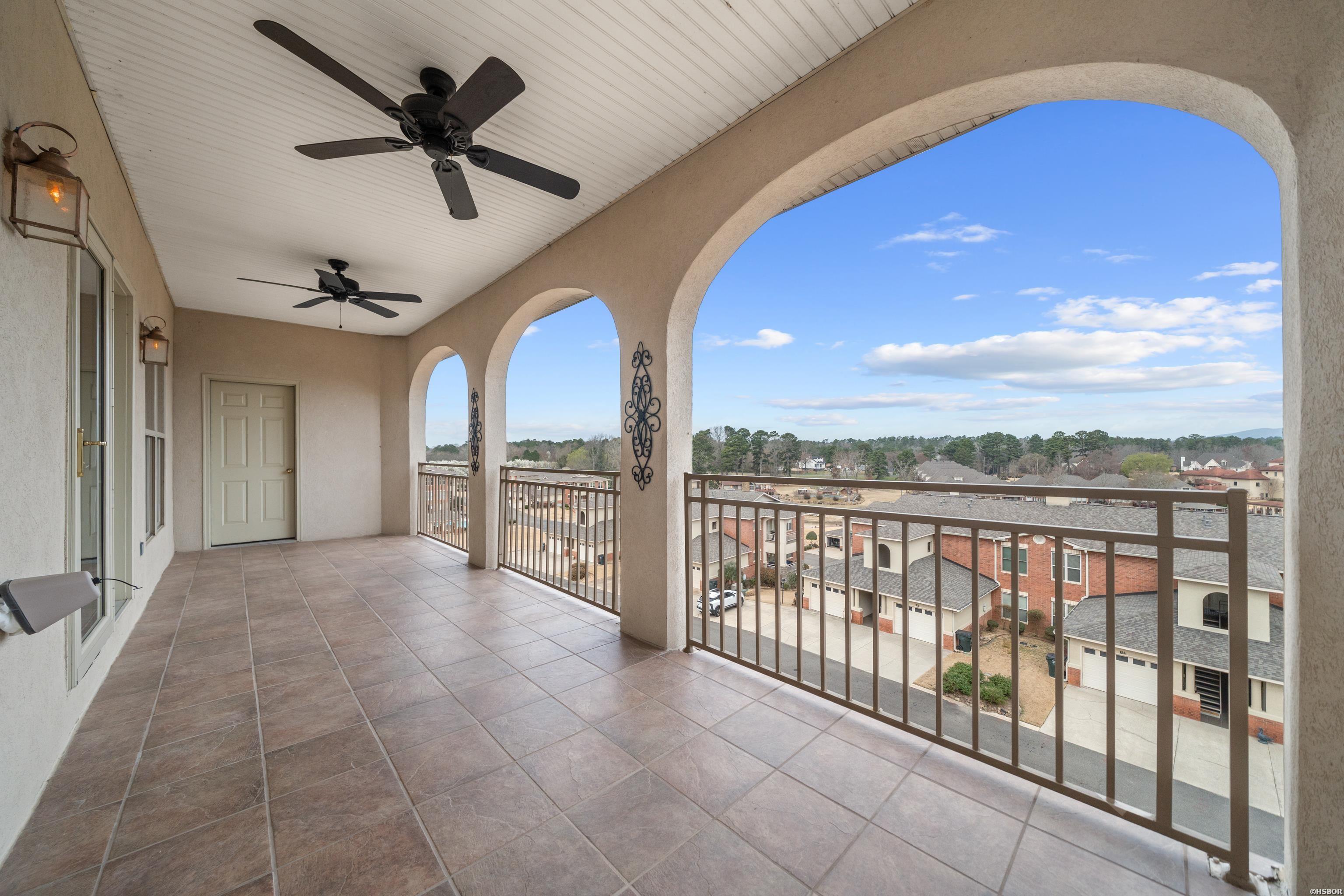 518 AMITY Road Unit: I6