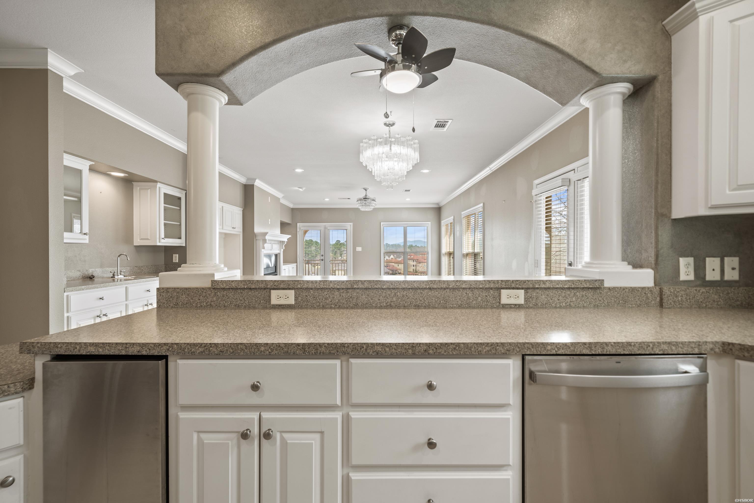 518 AMITY Road Unit: I6