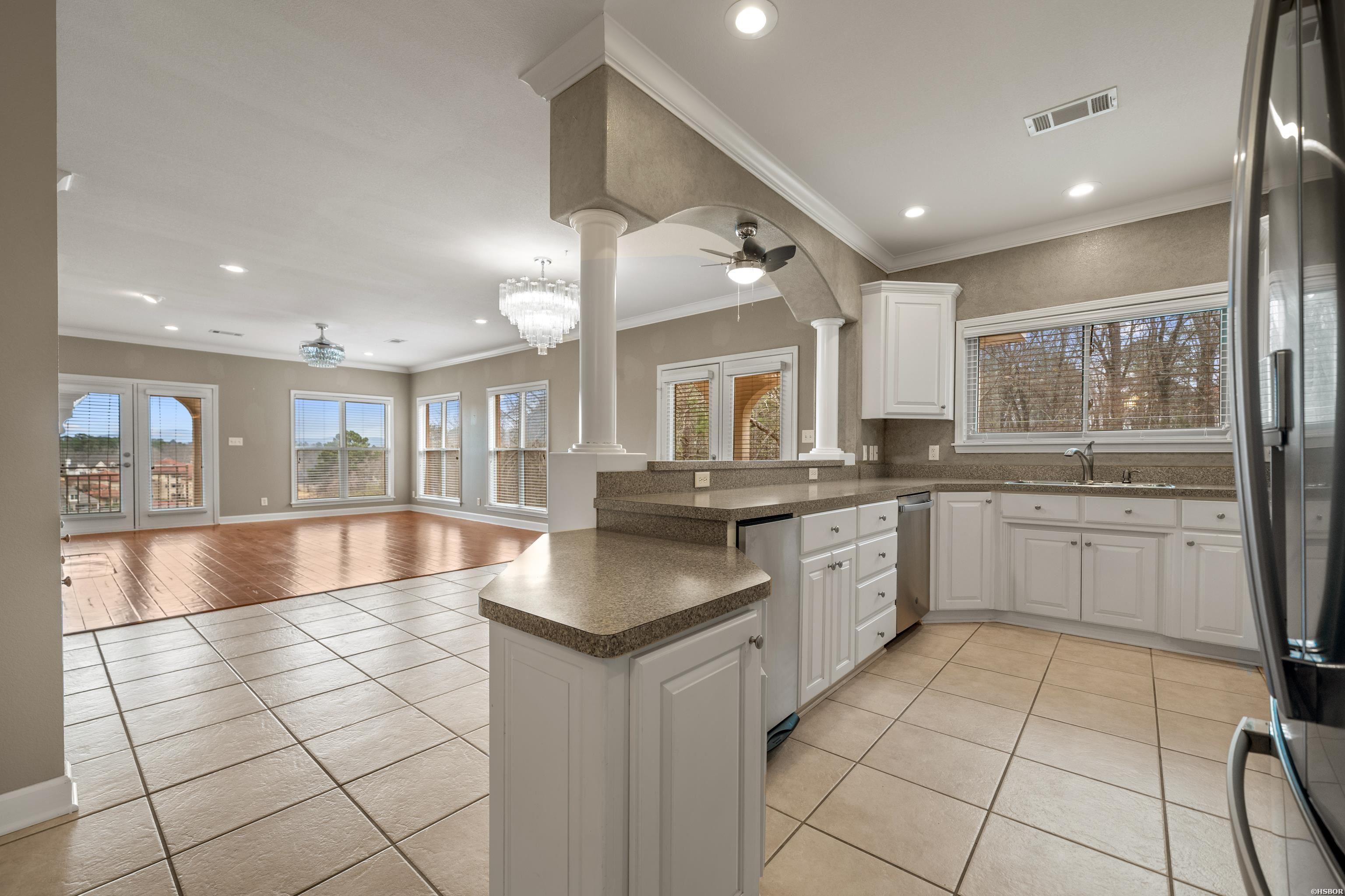 518 AMITY Road Unit: I6