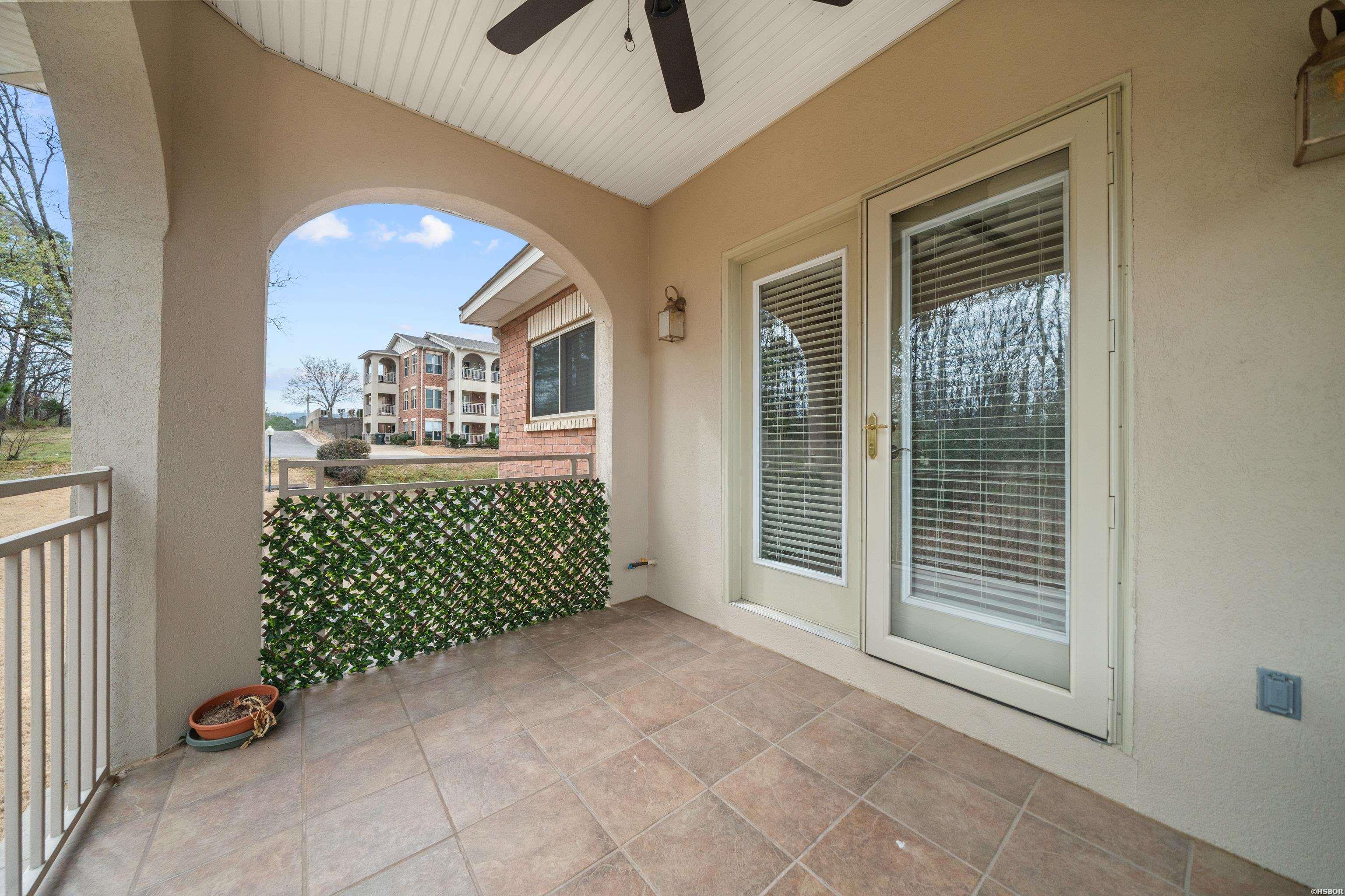 518 AMITY Road Unit: I6