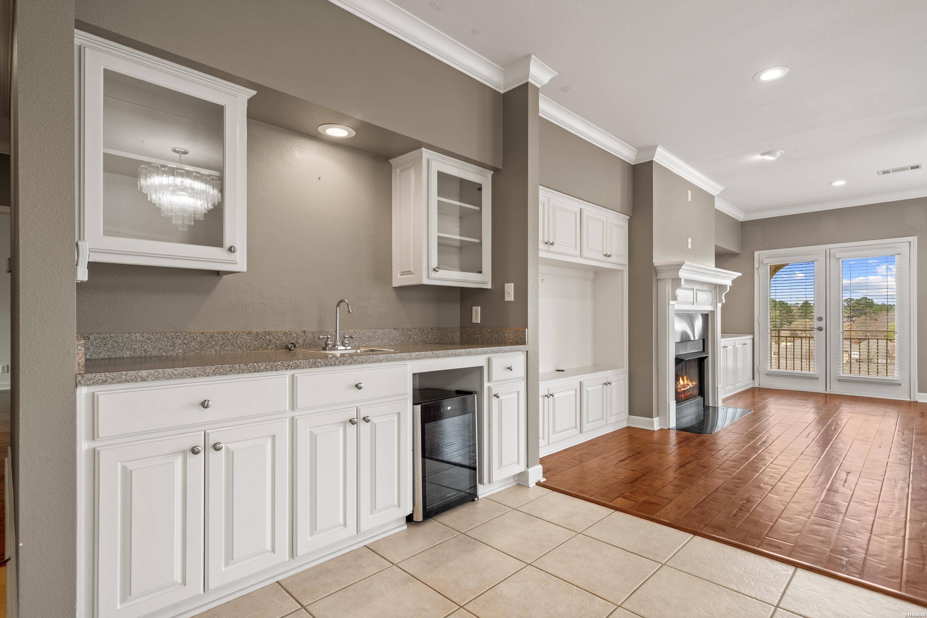 518 AMITY Road Unit: I6