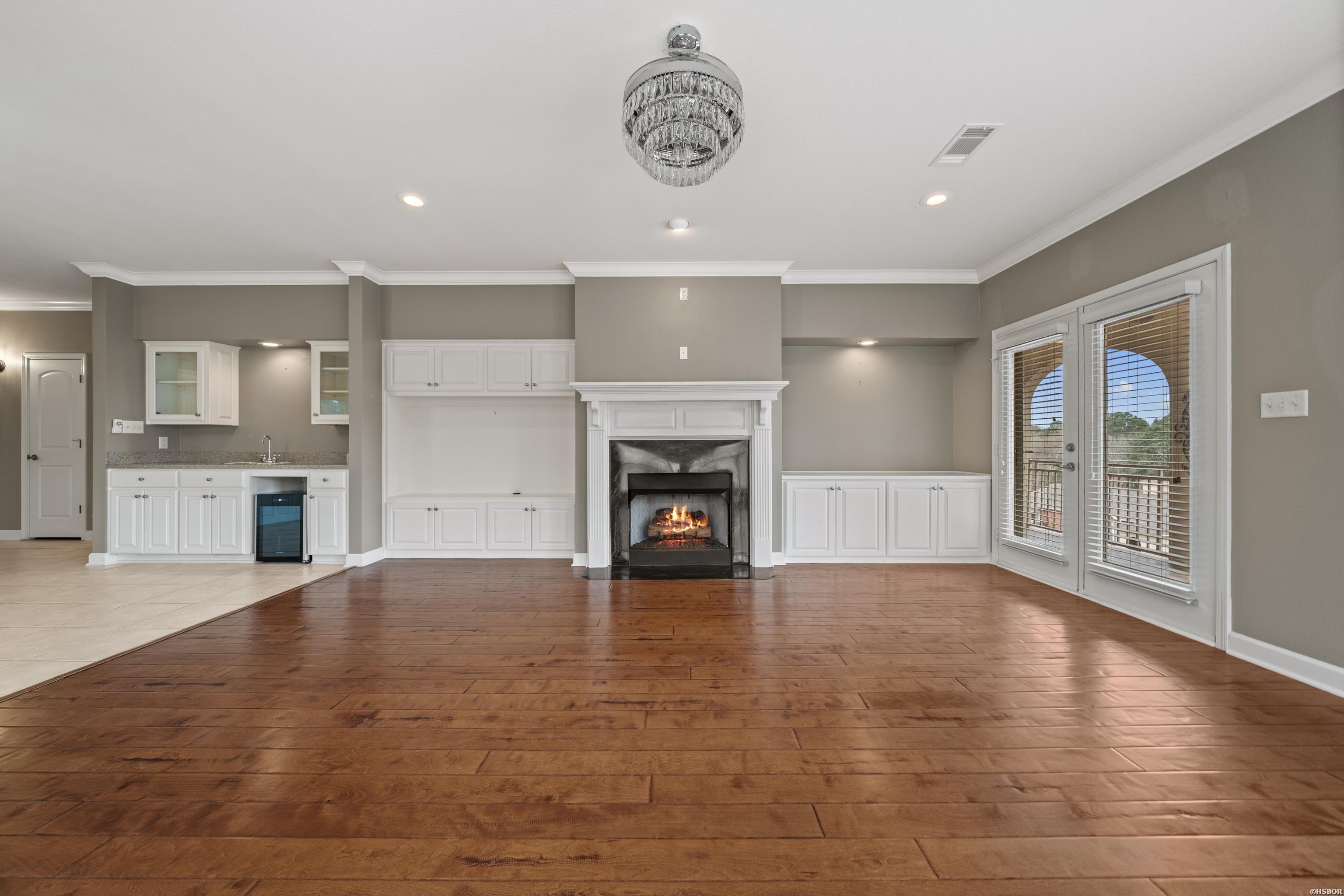 518 AMITY Road Unit: I6