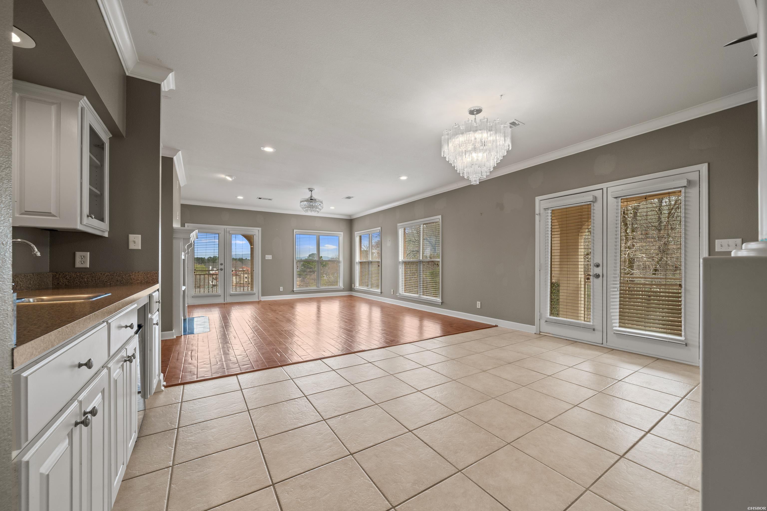 518 AMITY Road Unit: I6