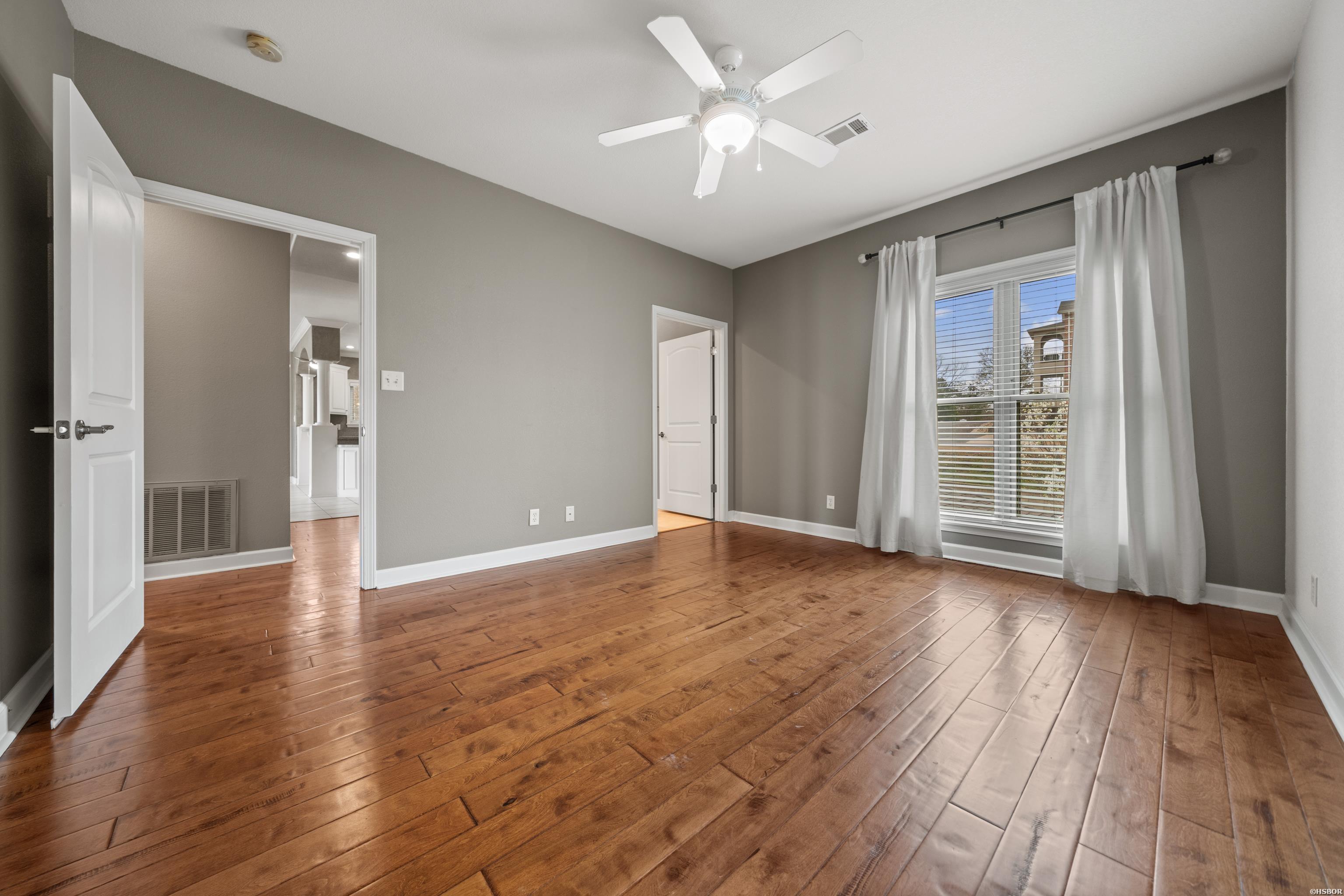 518 AMITY Road Unit: I6