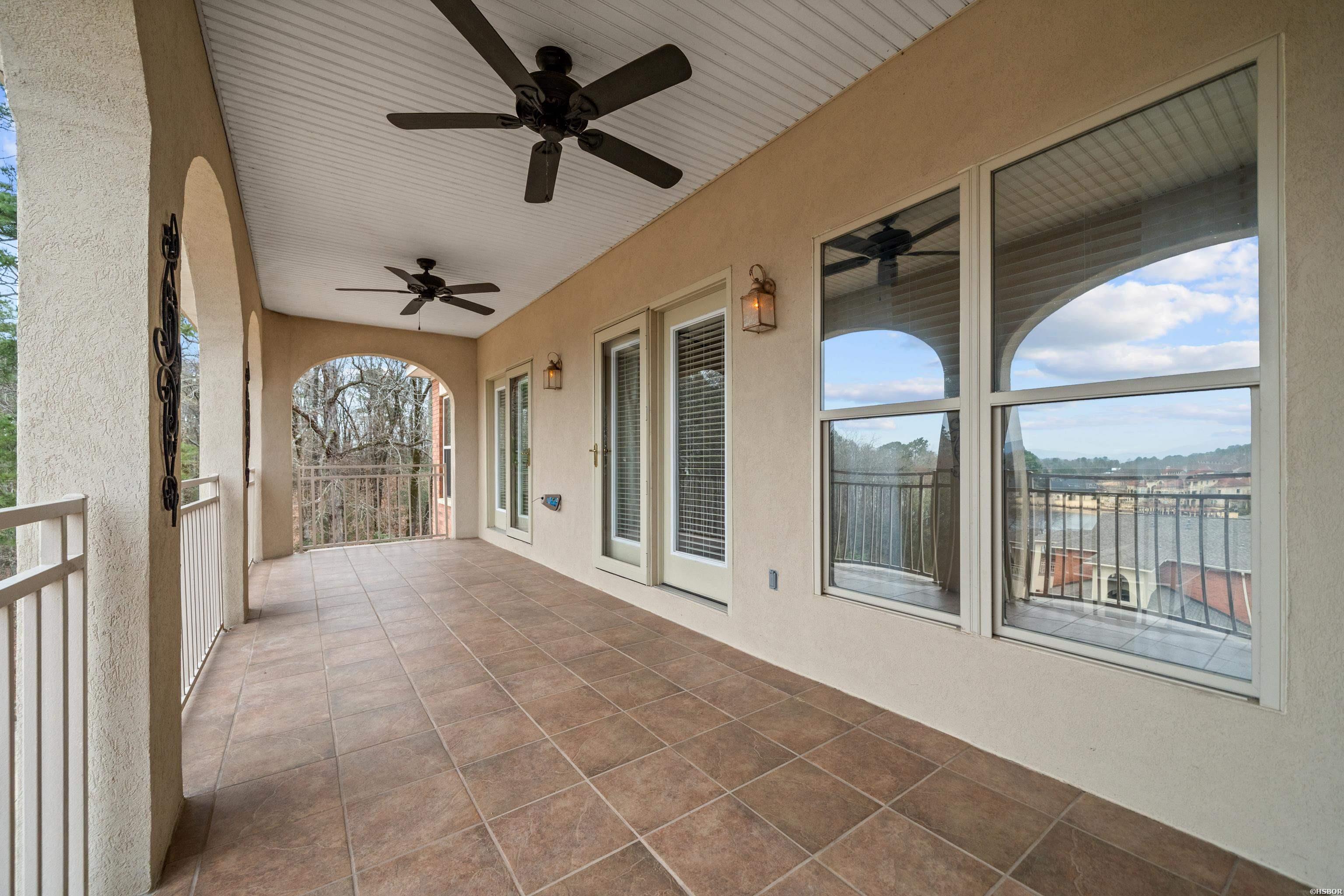 518 AMITY Road Unit: I6