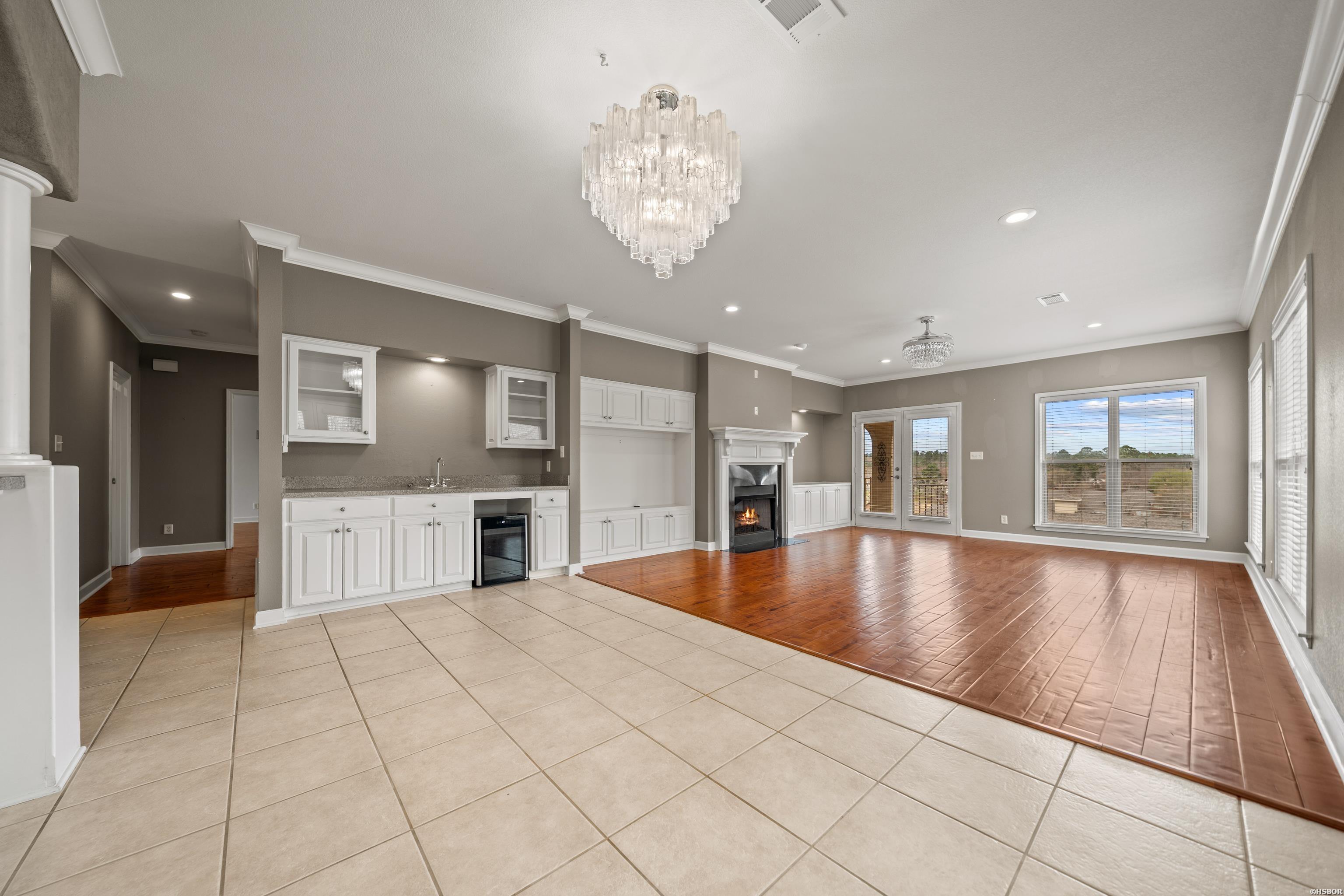 518 AMITY Road Unit: I6