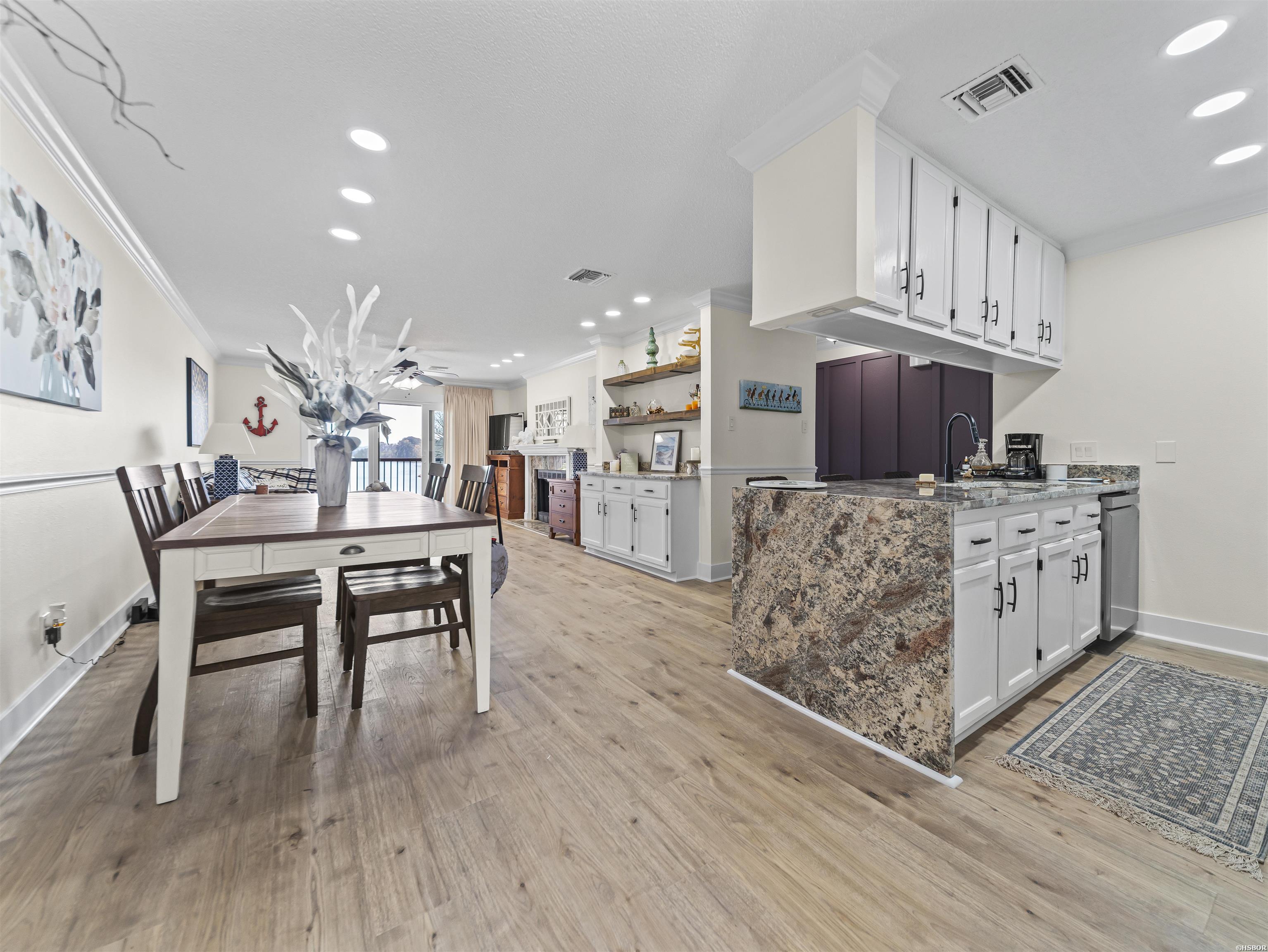 5371 CENTRAL Avenue Unit: 6F