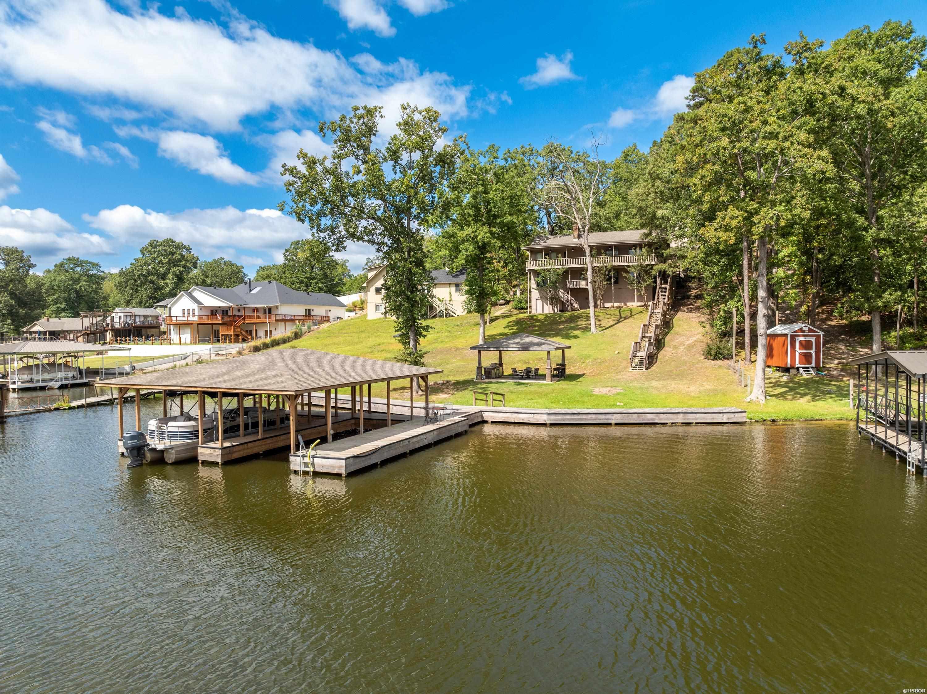 110 SILVERWOOD Terrace