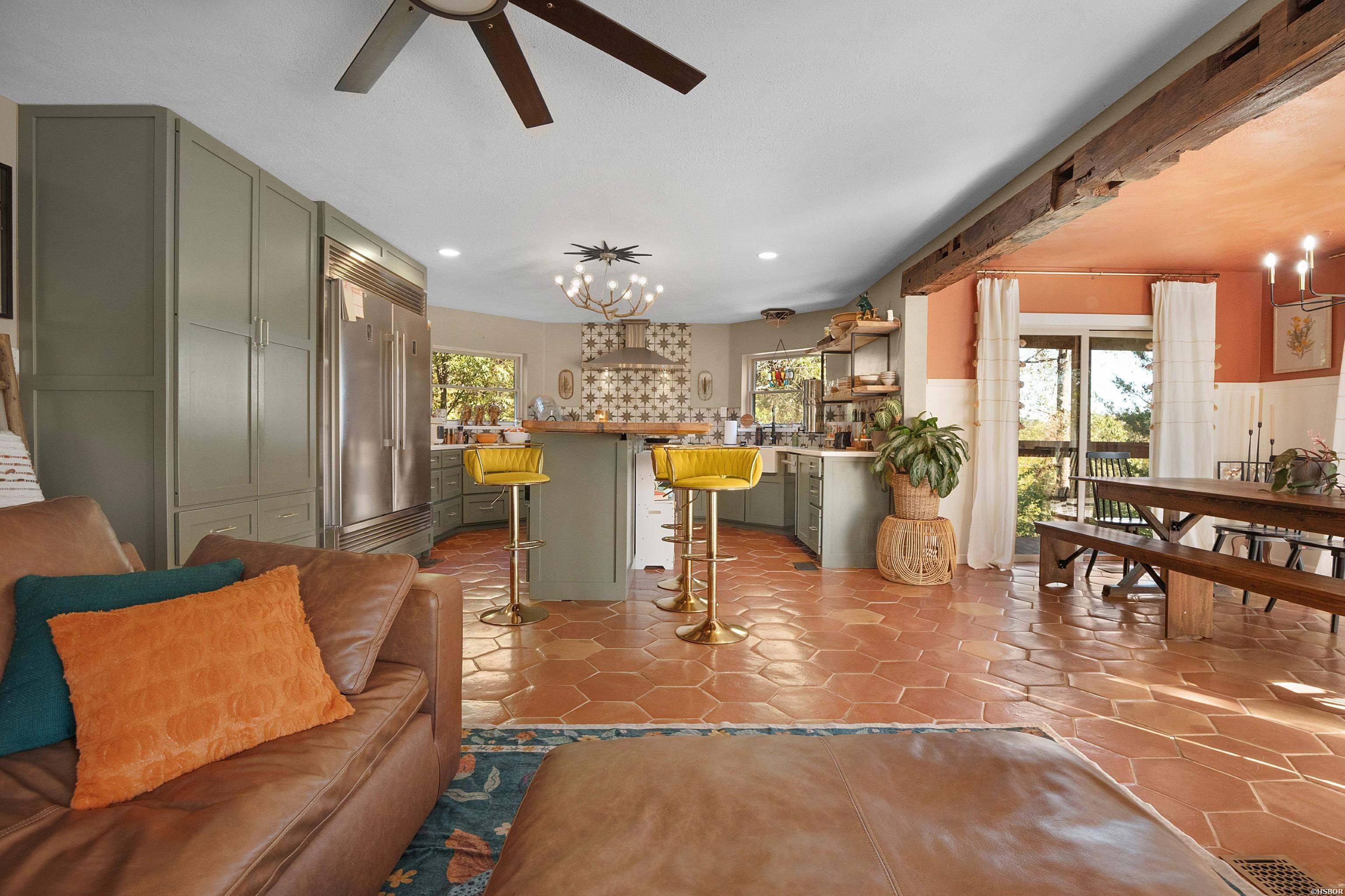 122 OUACHITA RIVER HAVEN Road