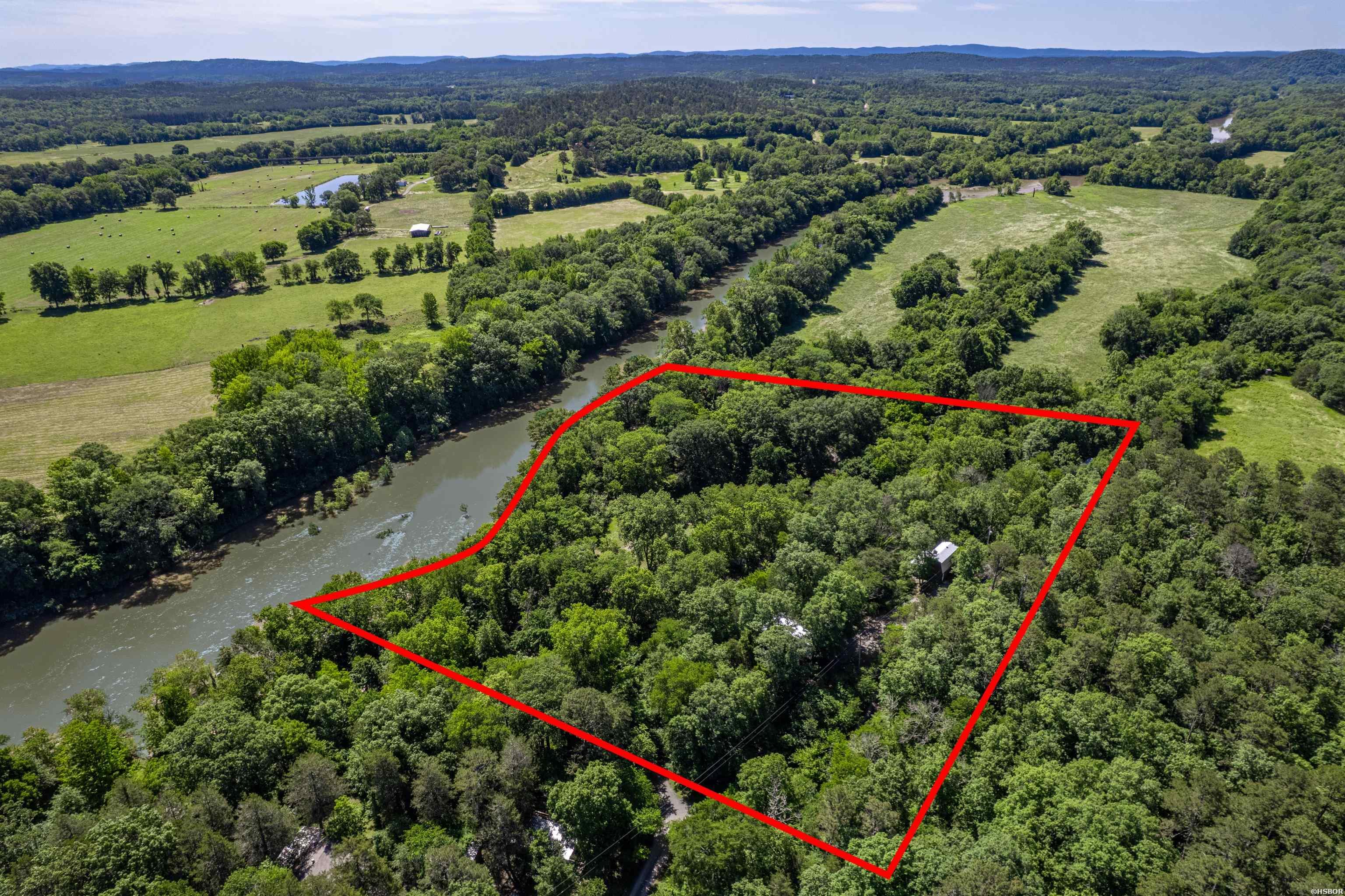 122 OUACHITA RIVER HAVEN Road