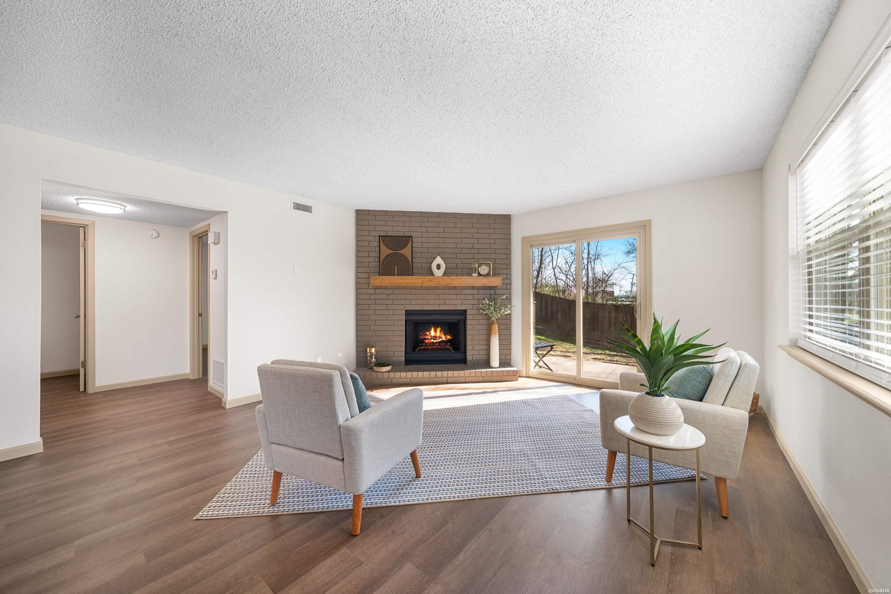 160 COOPER Street Unit: 17B