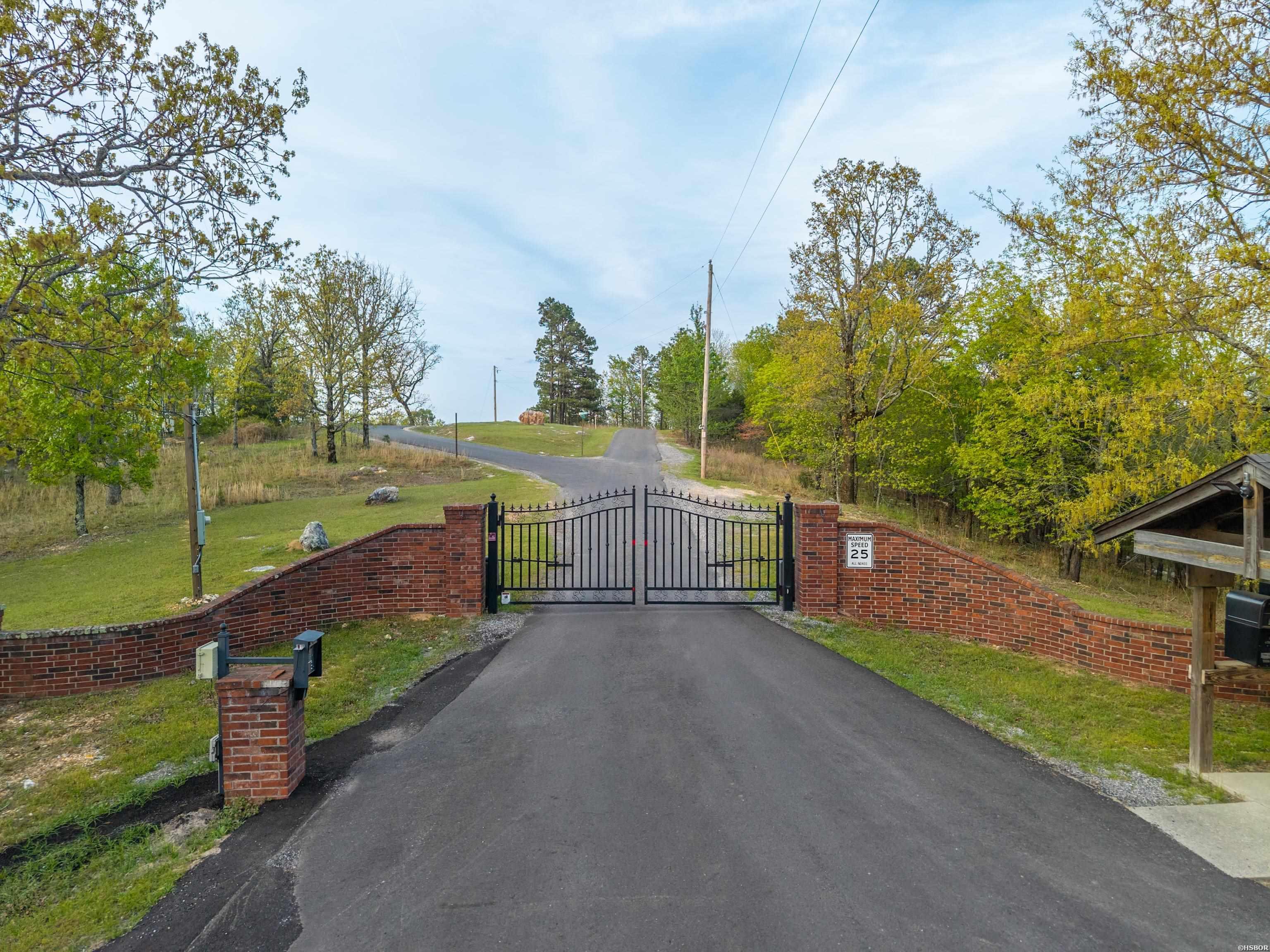 TBD NORTHLAKE Cove