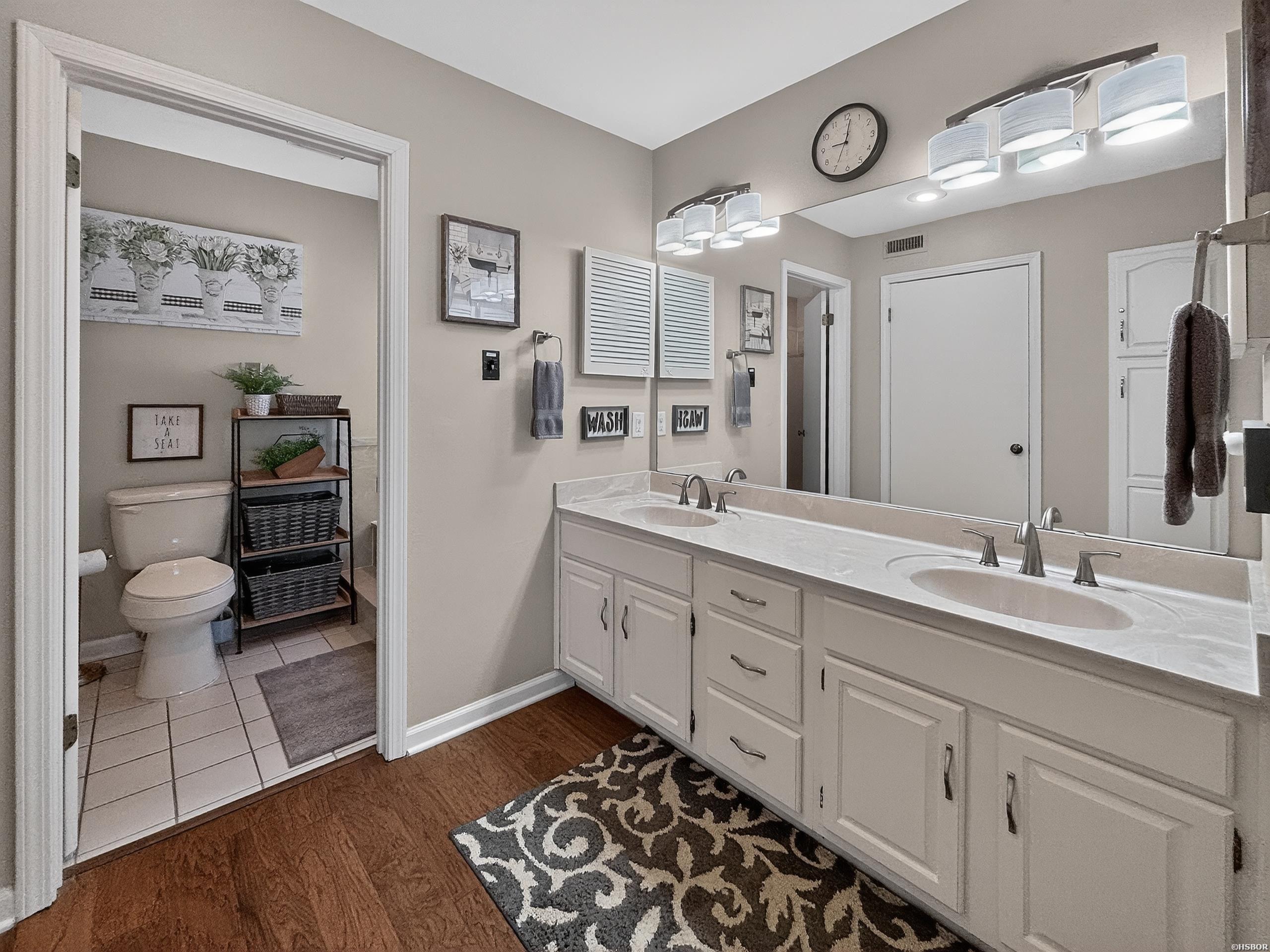 101 LONG ISLAND Drive Unit: 1001