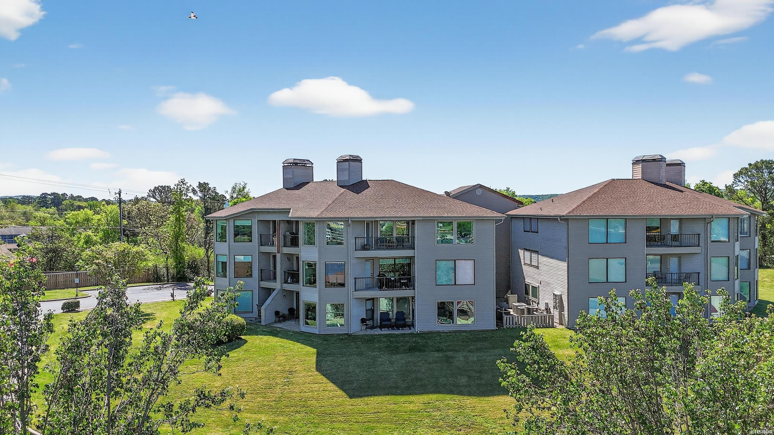 101 LONG ISLAND Drive Unit: 1001