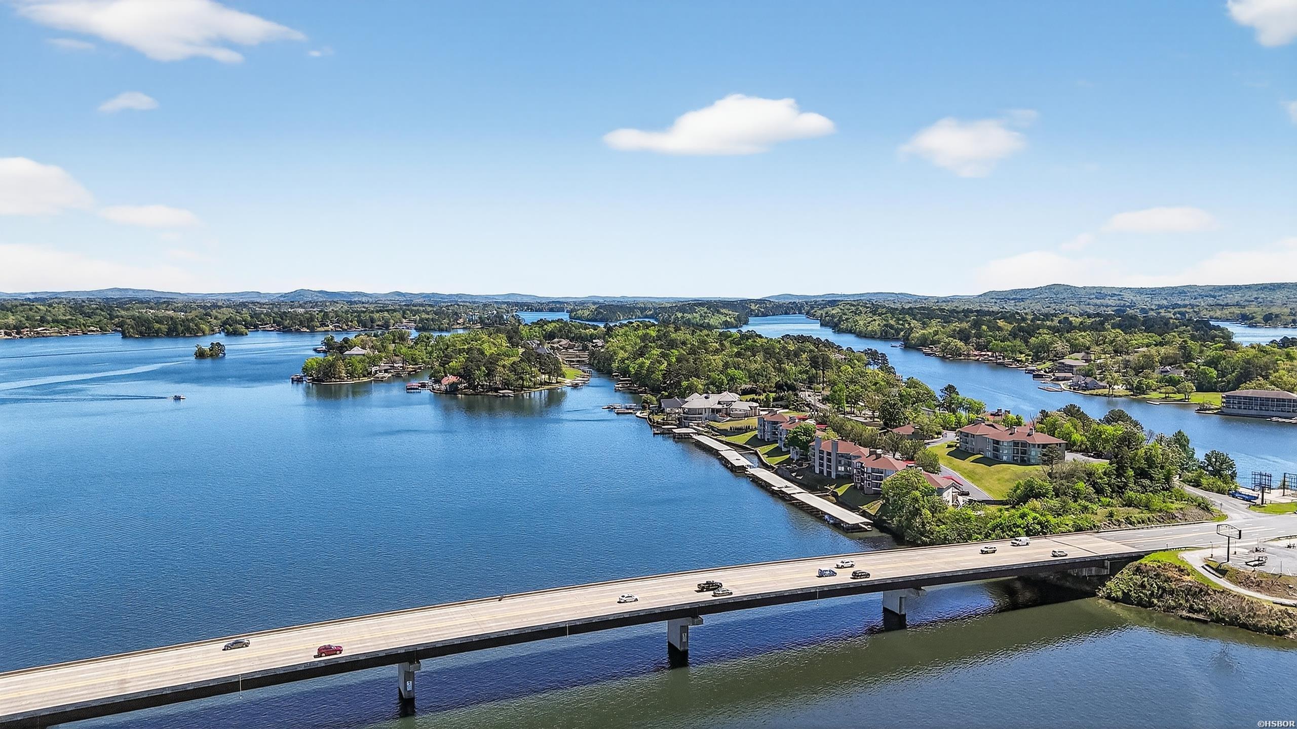 101 LONG ISLAND Drive Unit: 1001