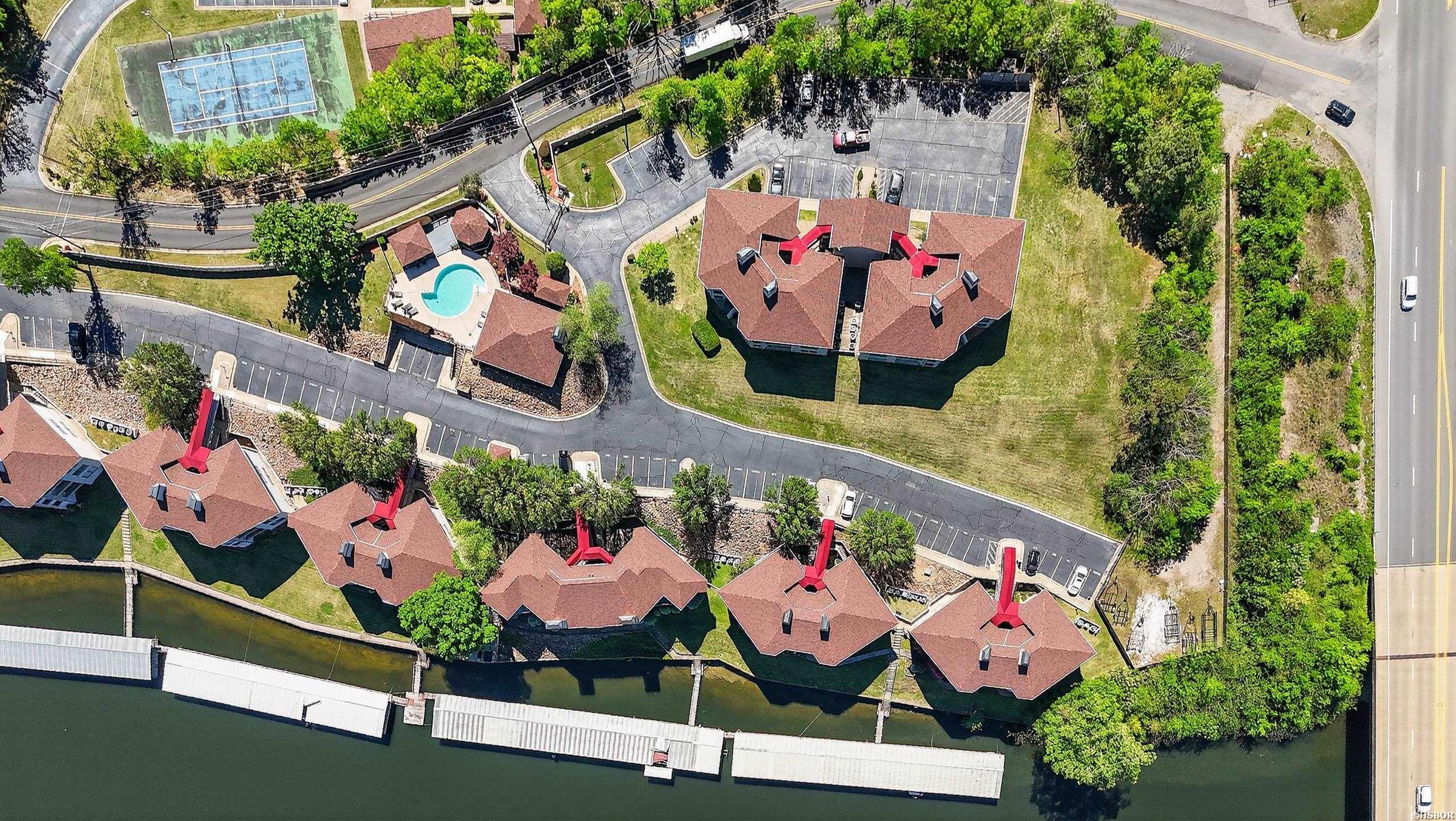 101 LONG ISLAND Drive Unit: 1001