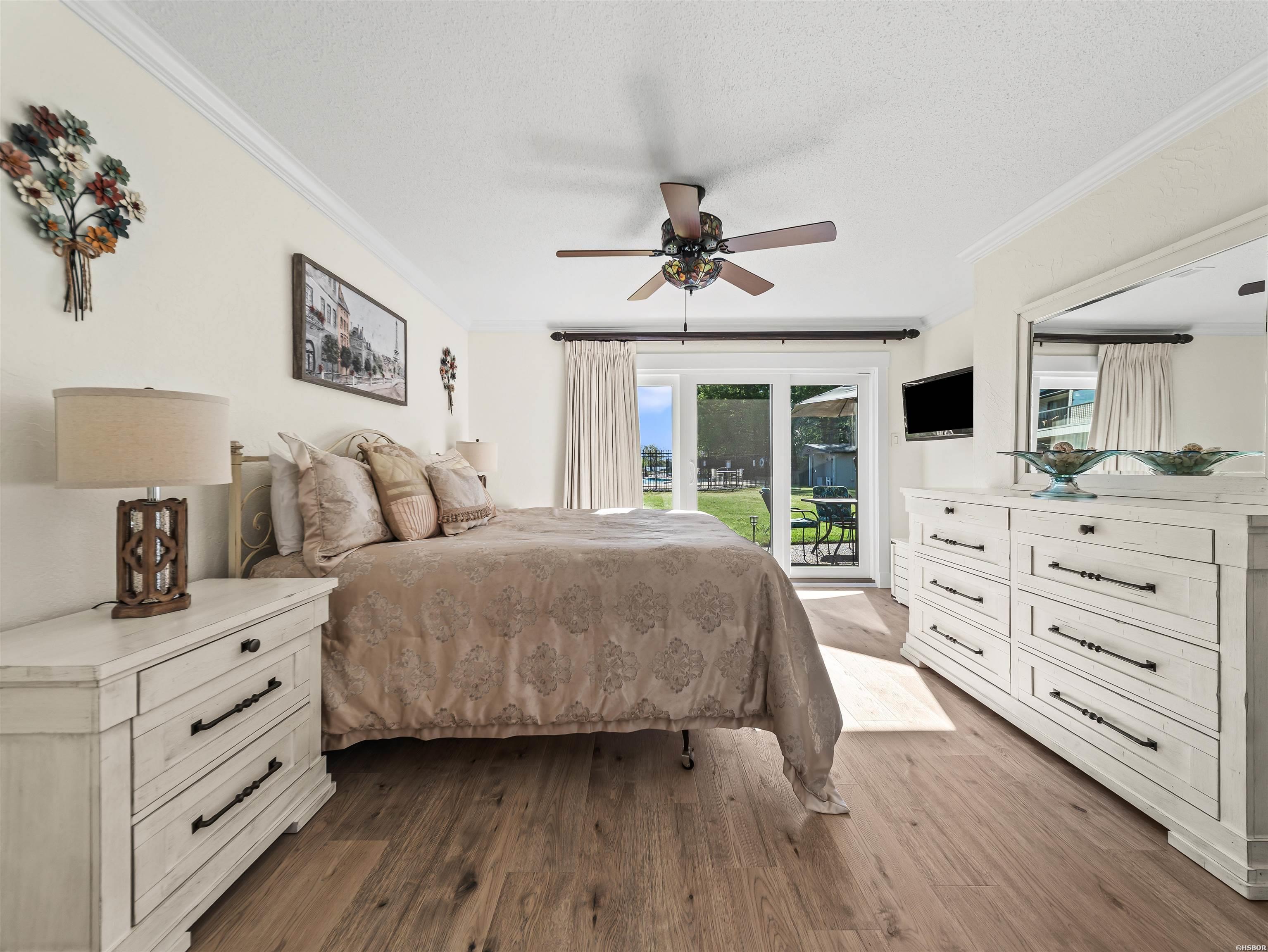 5371 CENTRAL Avenue Unit: 1C