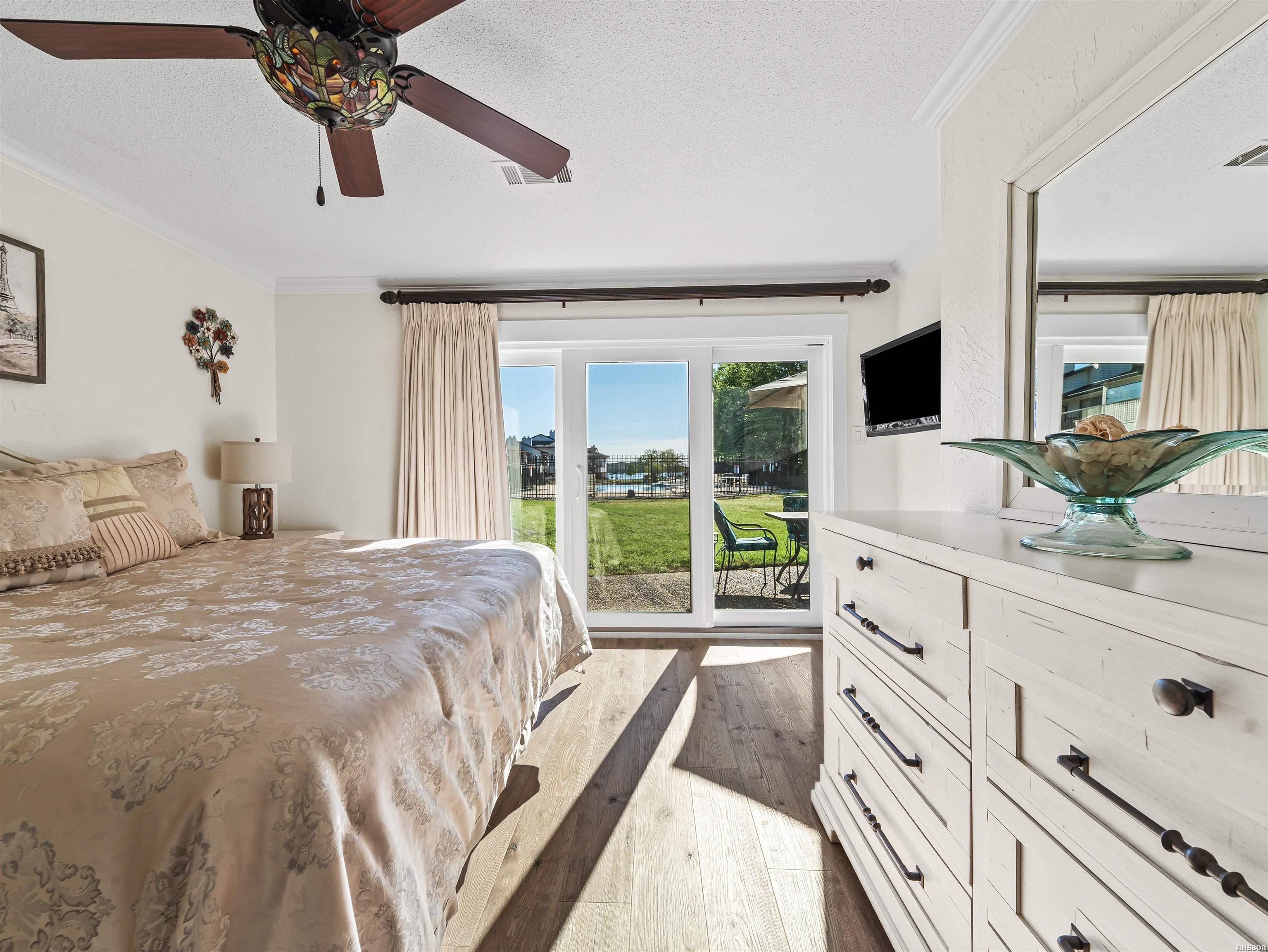 5371 CENTRAL Avenue Unit: 1C