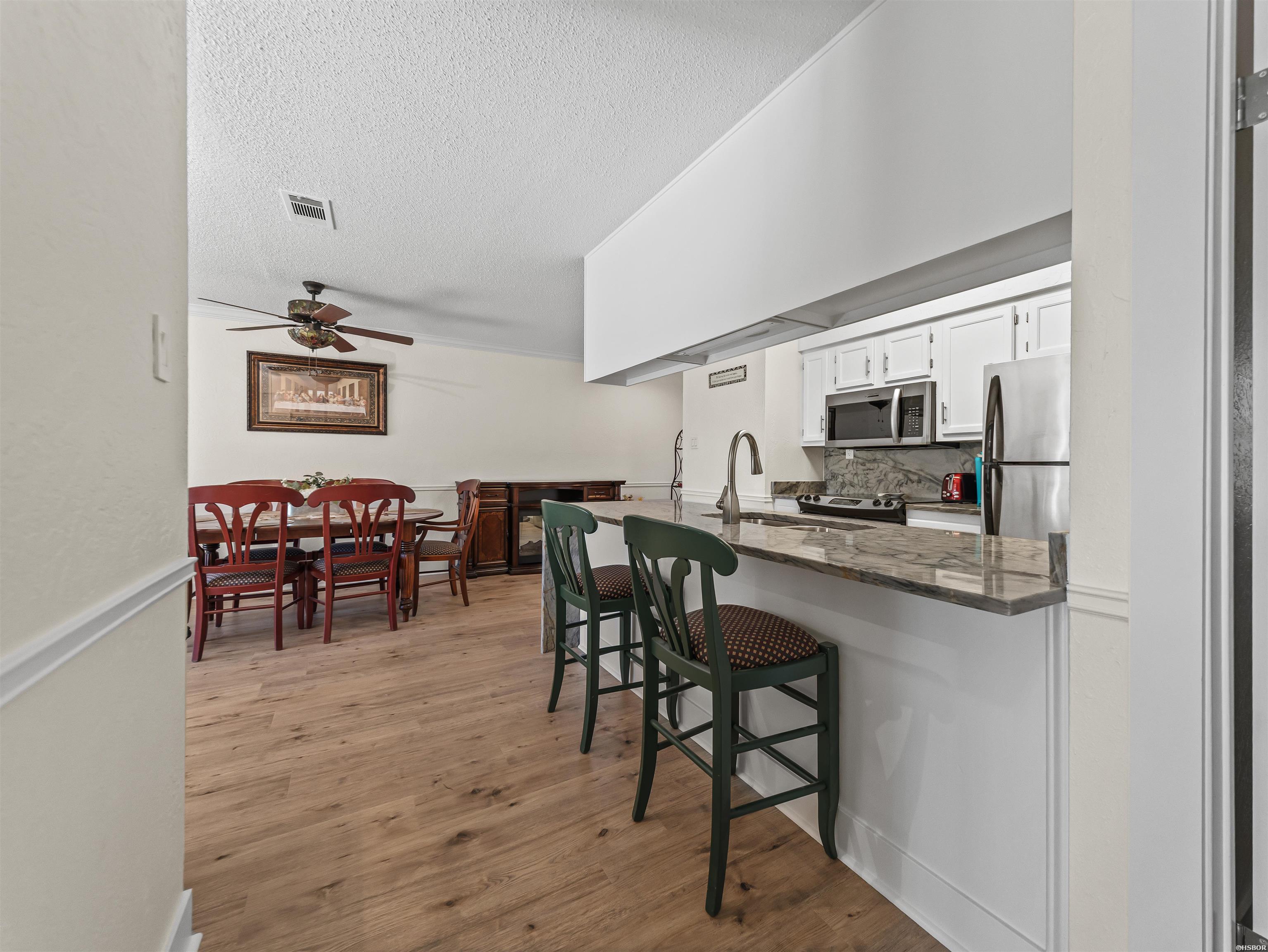 5371 CENTRAL Avenue Unit: 1C