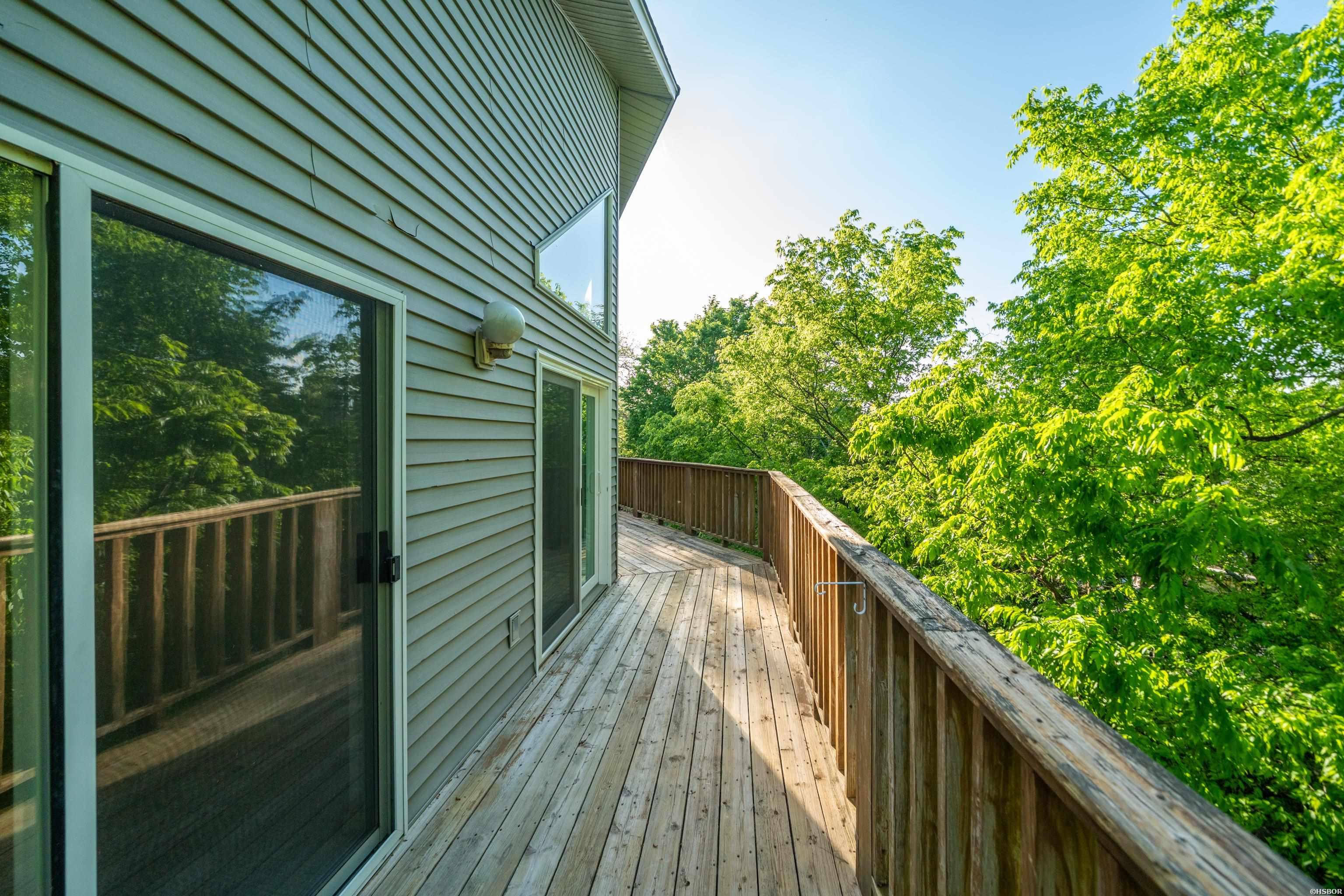 124 LEES LANDING