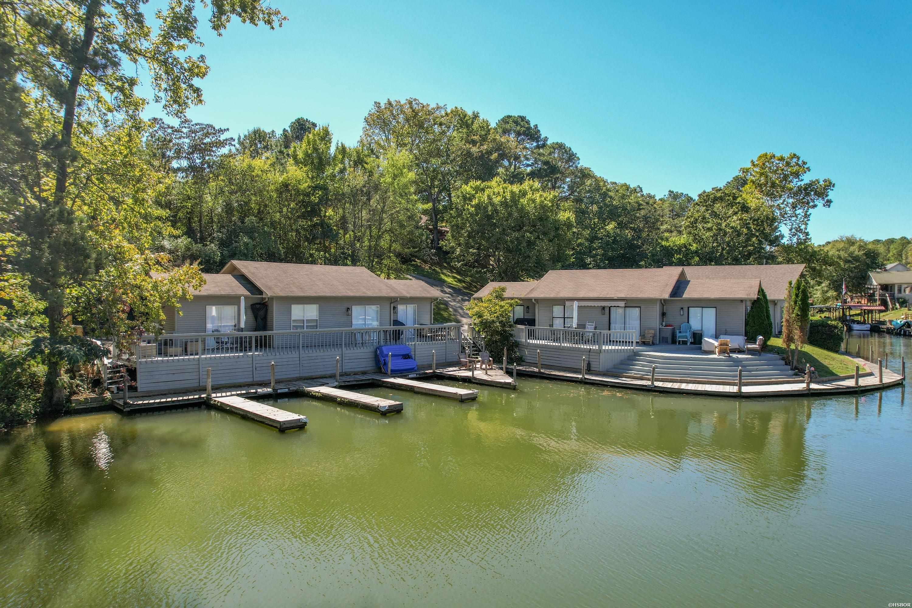 124 LEES LANDING