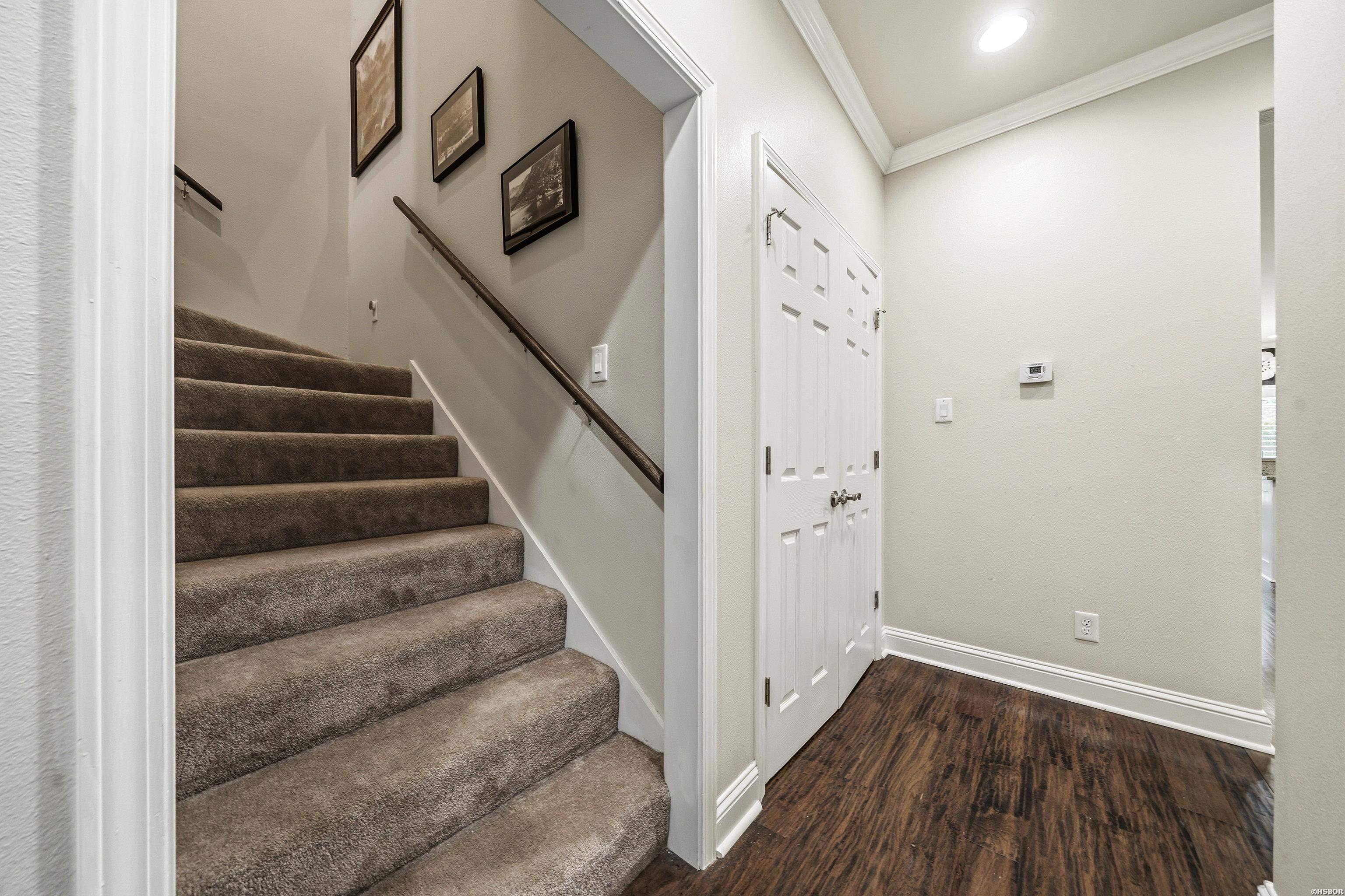 110 CLIFFWOOD Loop