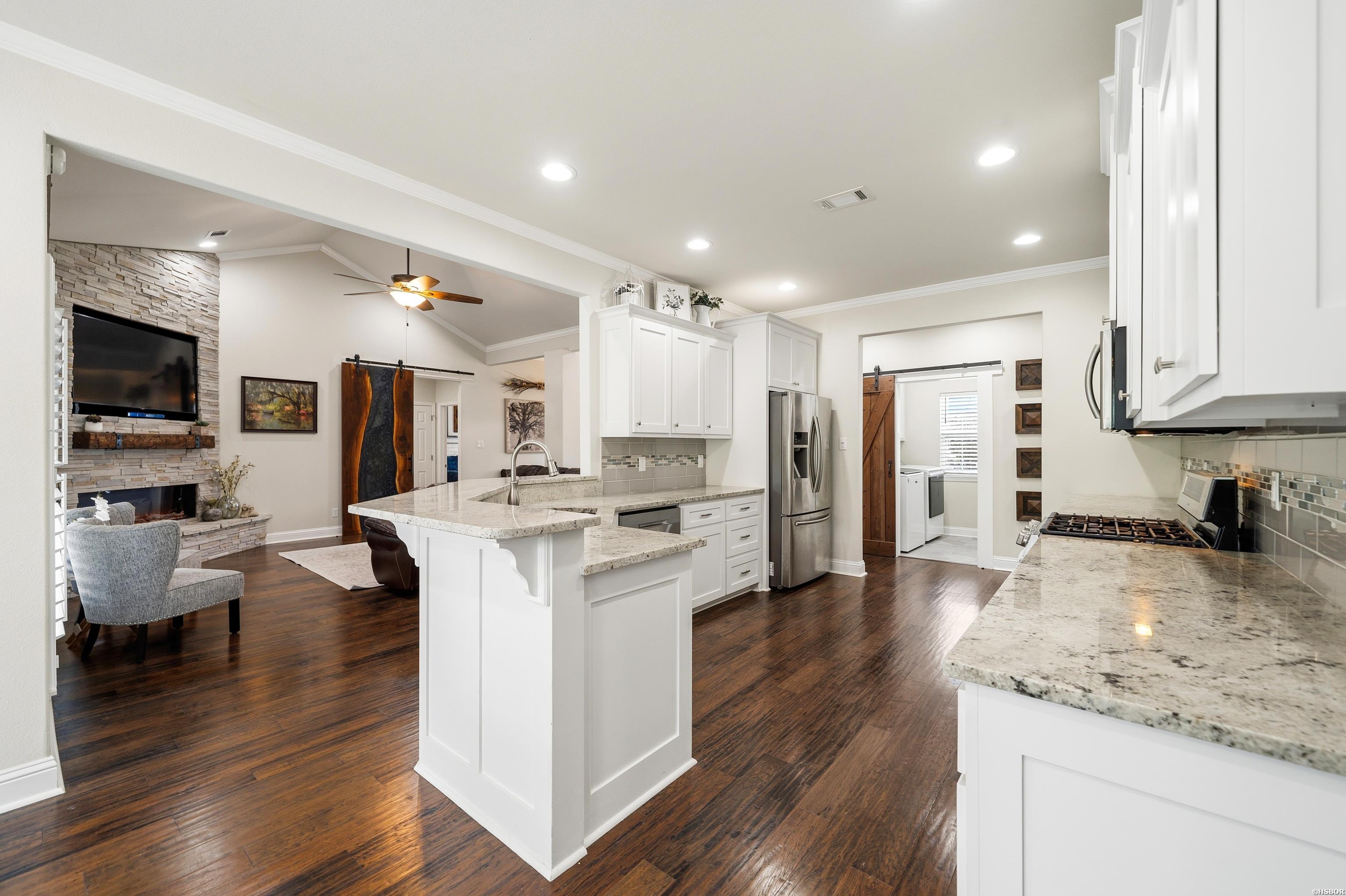 110 CLIFFWOOD Loop