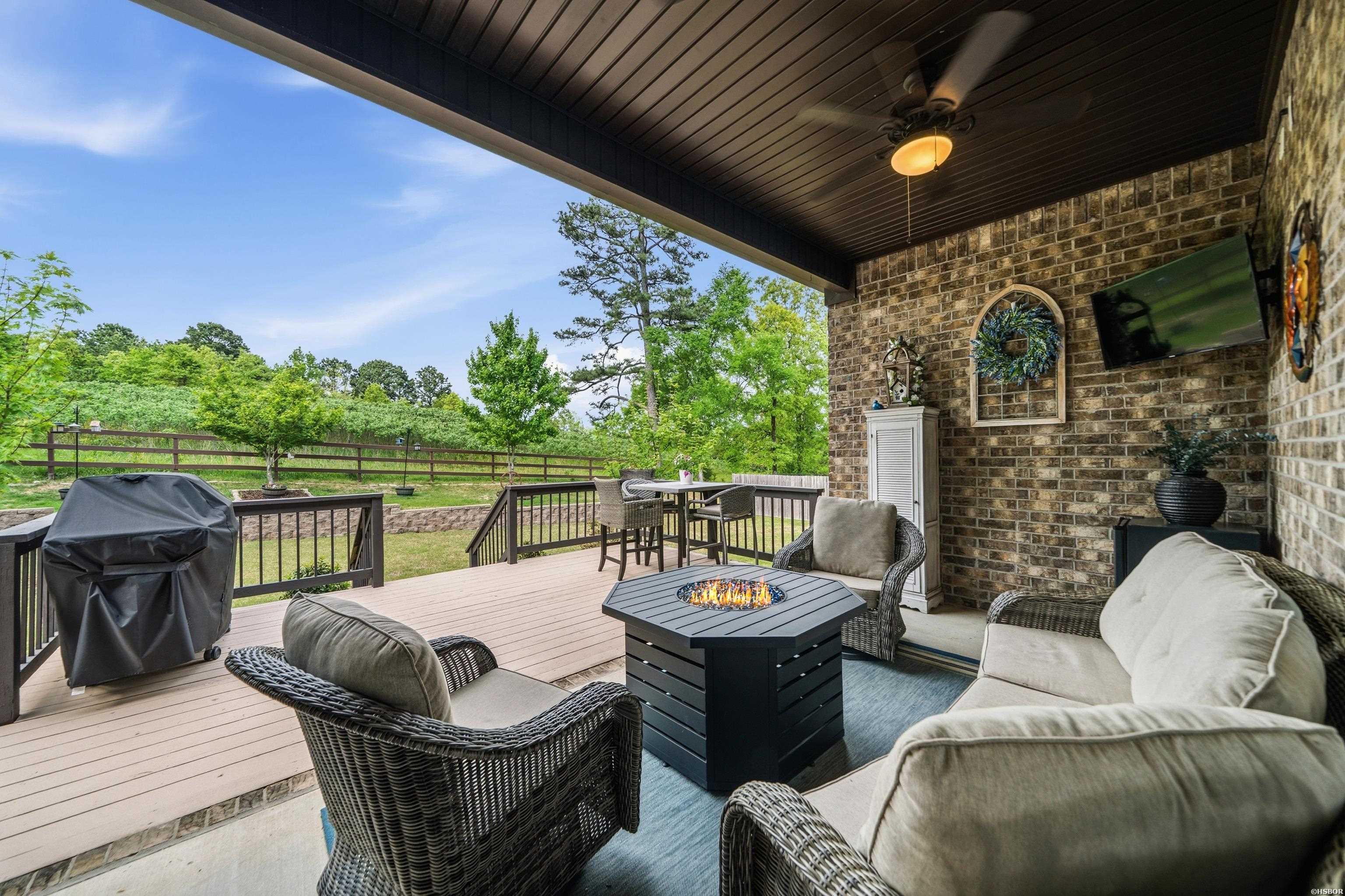110 CLIFFWOOD Loop