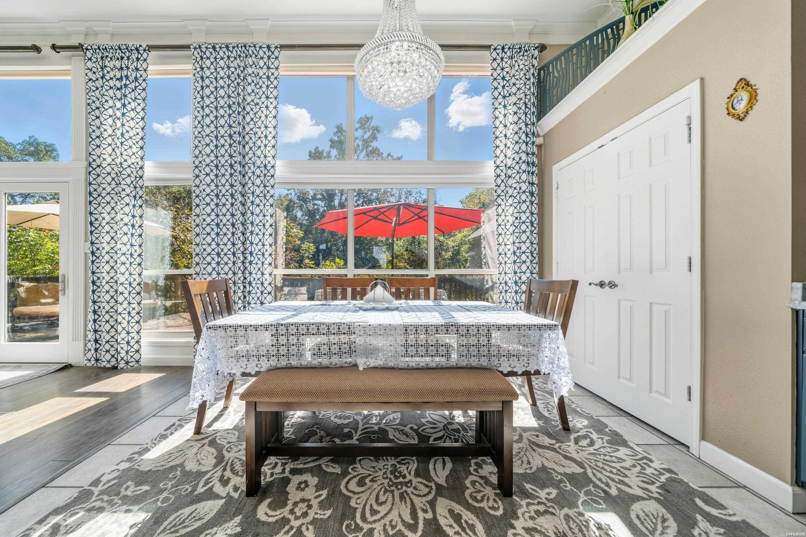 58 STONEGATE Terrace