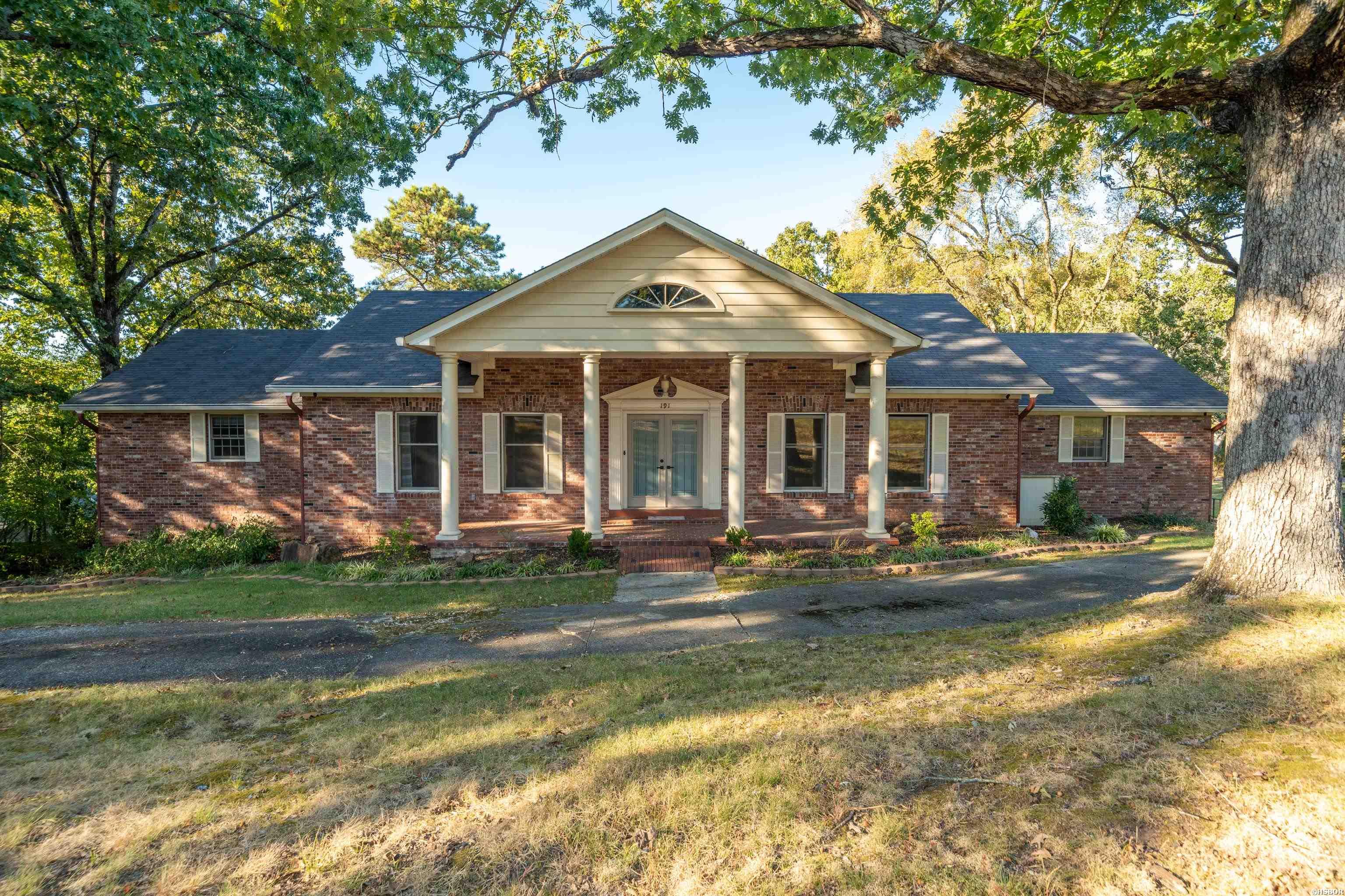 191 TAYLOR Place