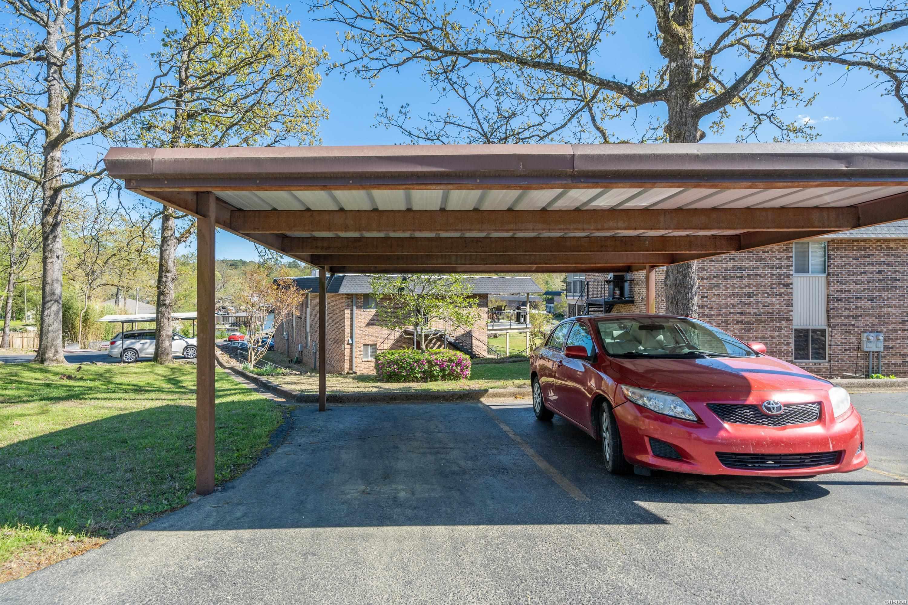 1135 TWIN POINTS Road