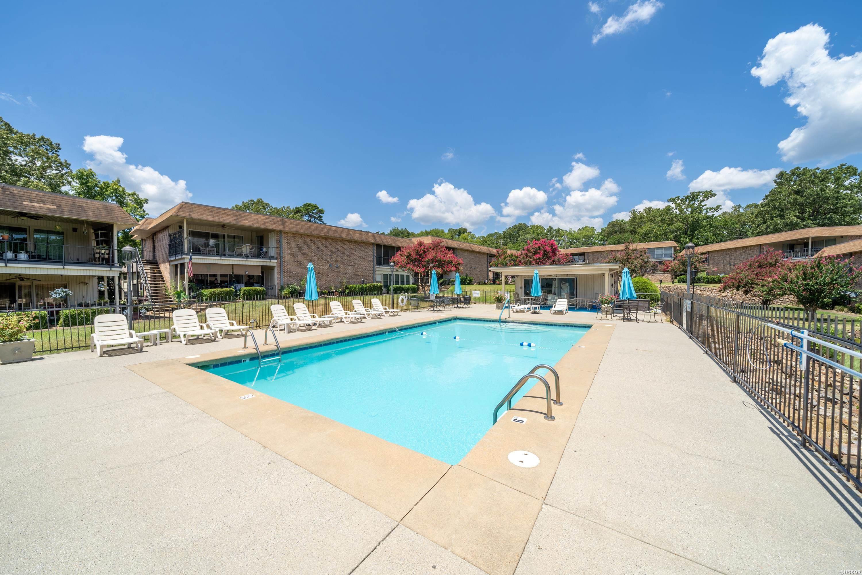 1135 TWIN POINTS Road