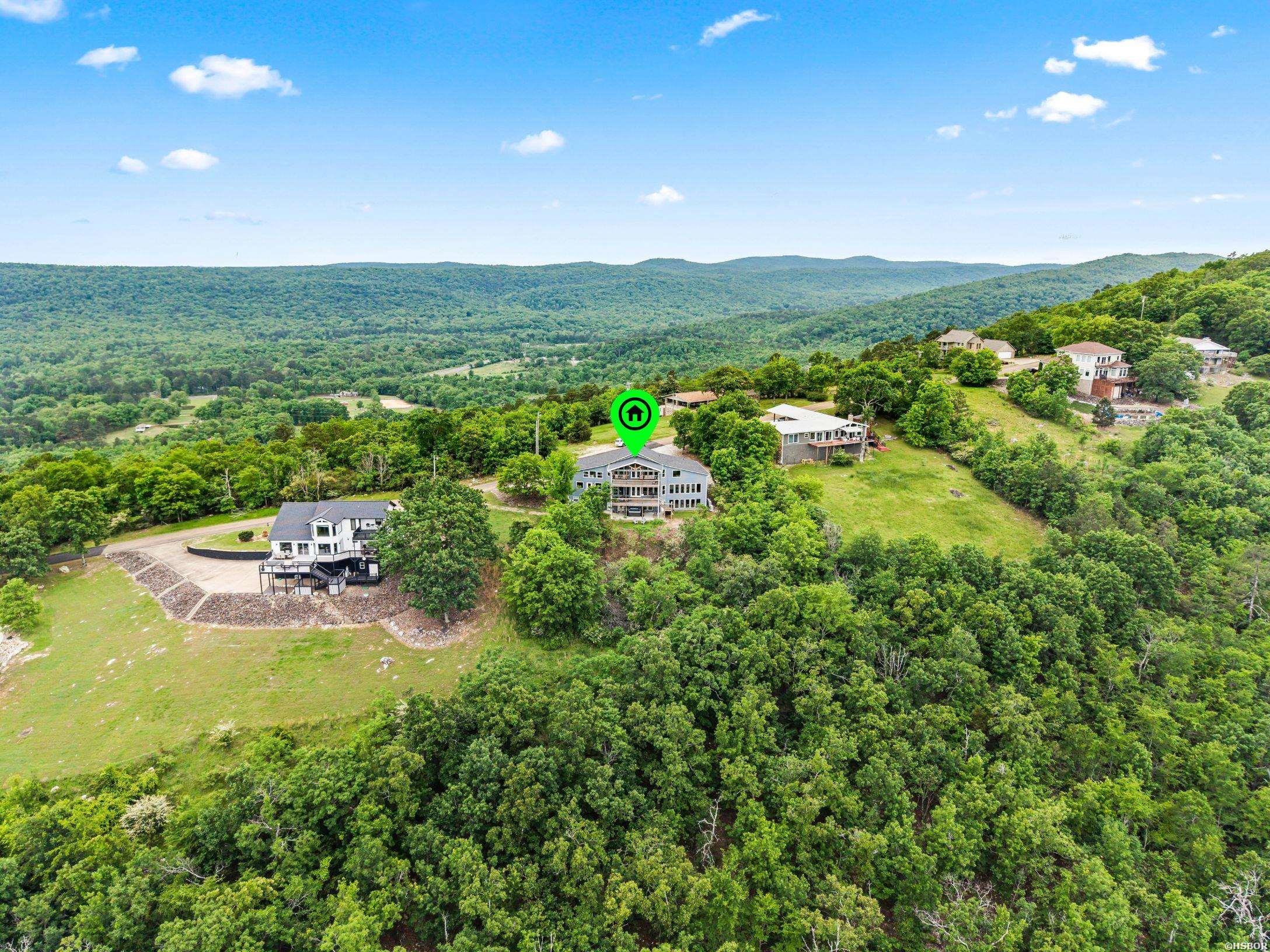 896 MT RIANTE Road