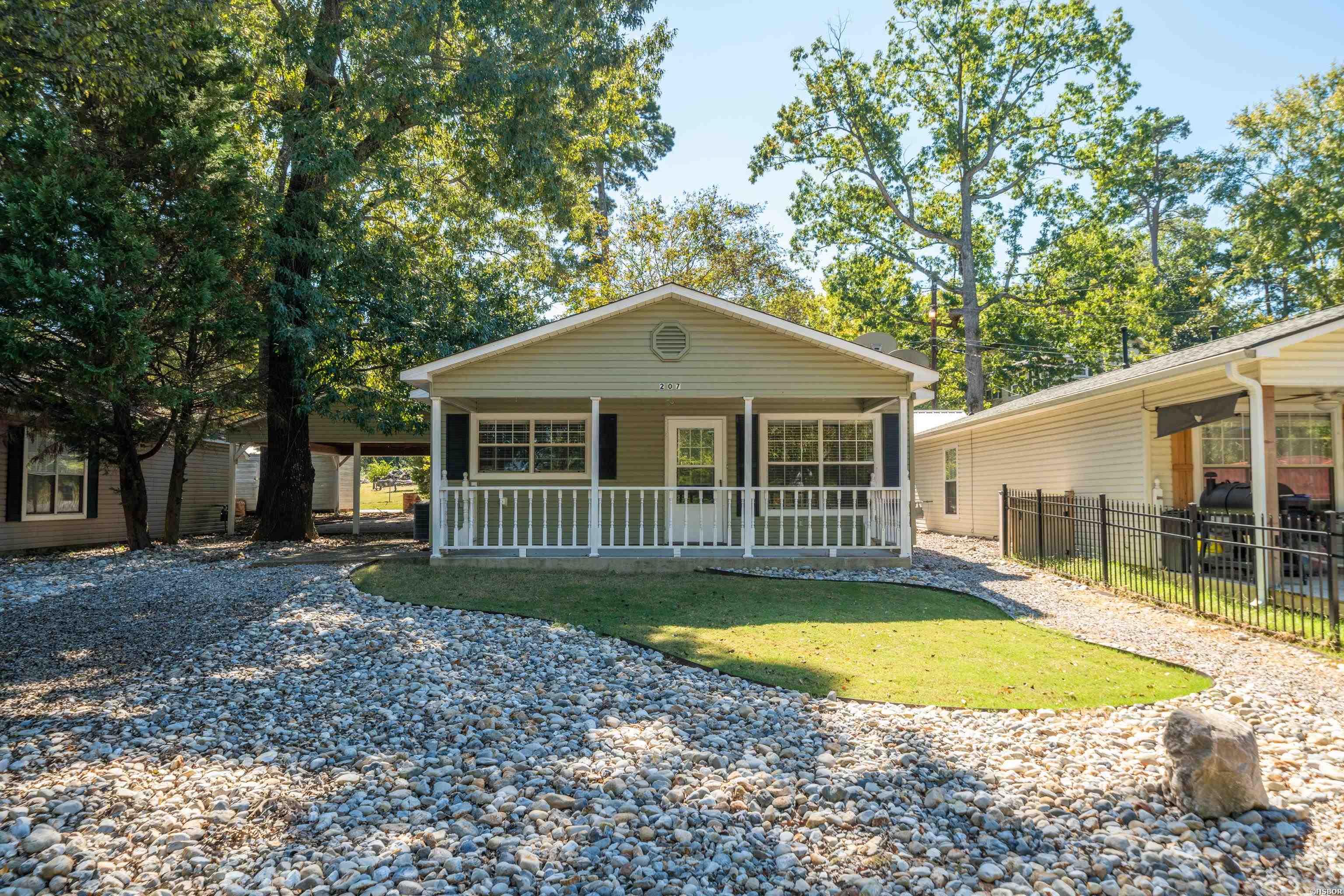 207 KLEINSHORE Road